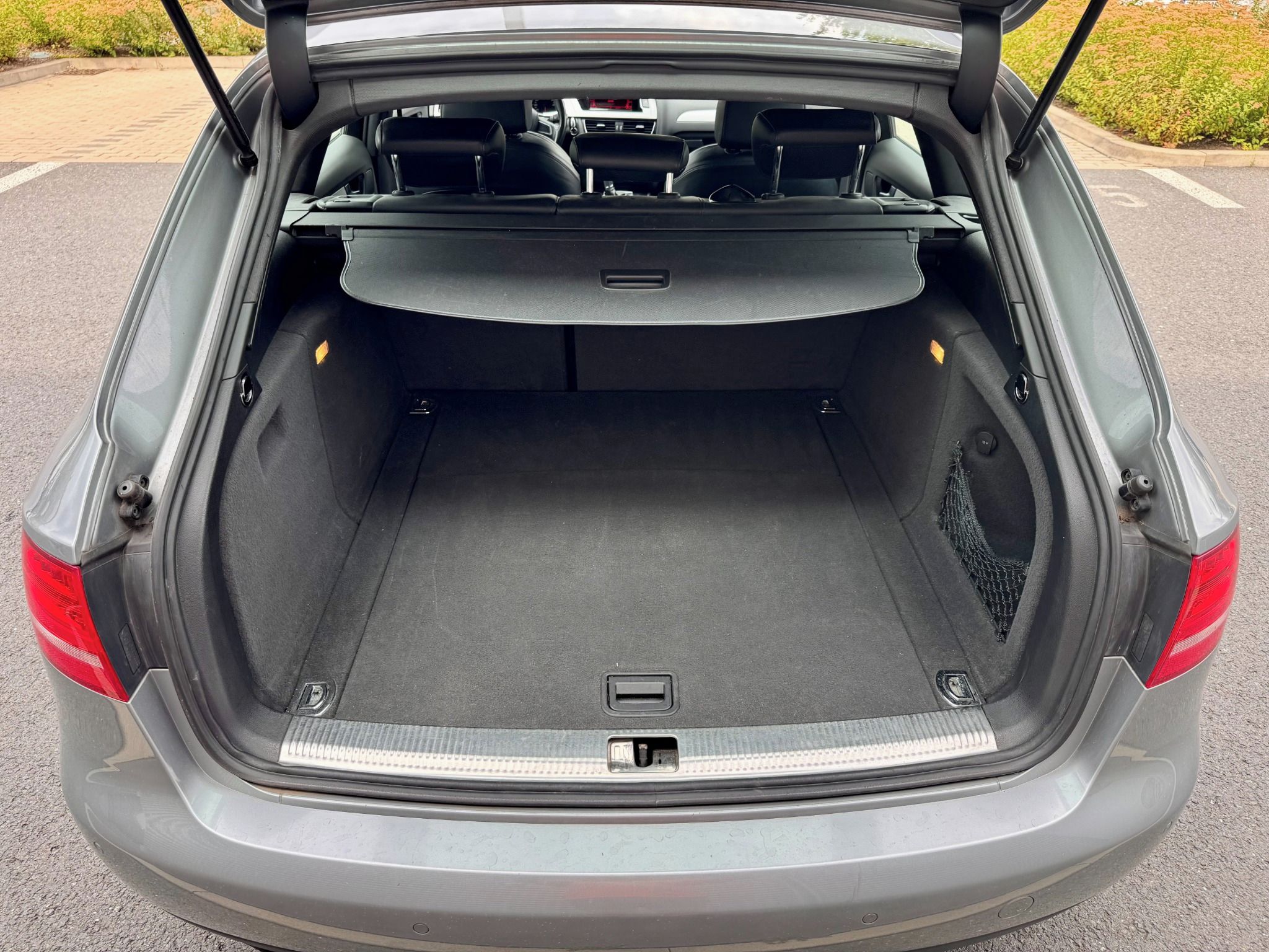 Audi A4 Avant, 2.0 TDI 3xS line Sportpaket!!! - fotka 4