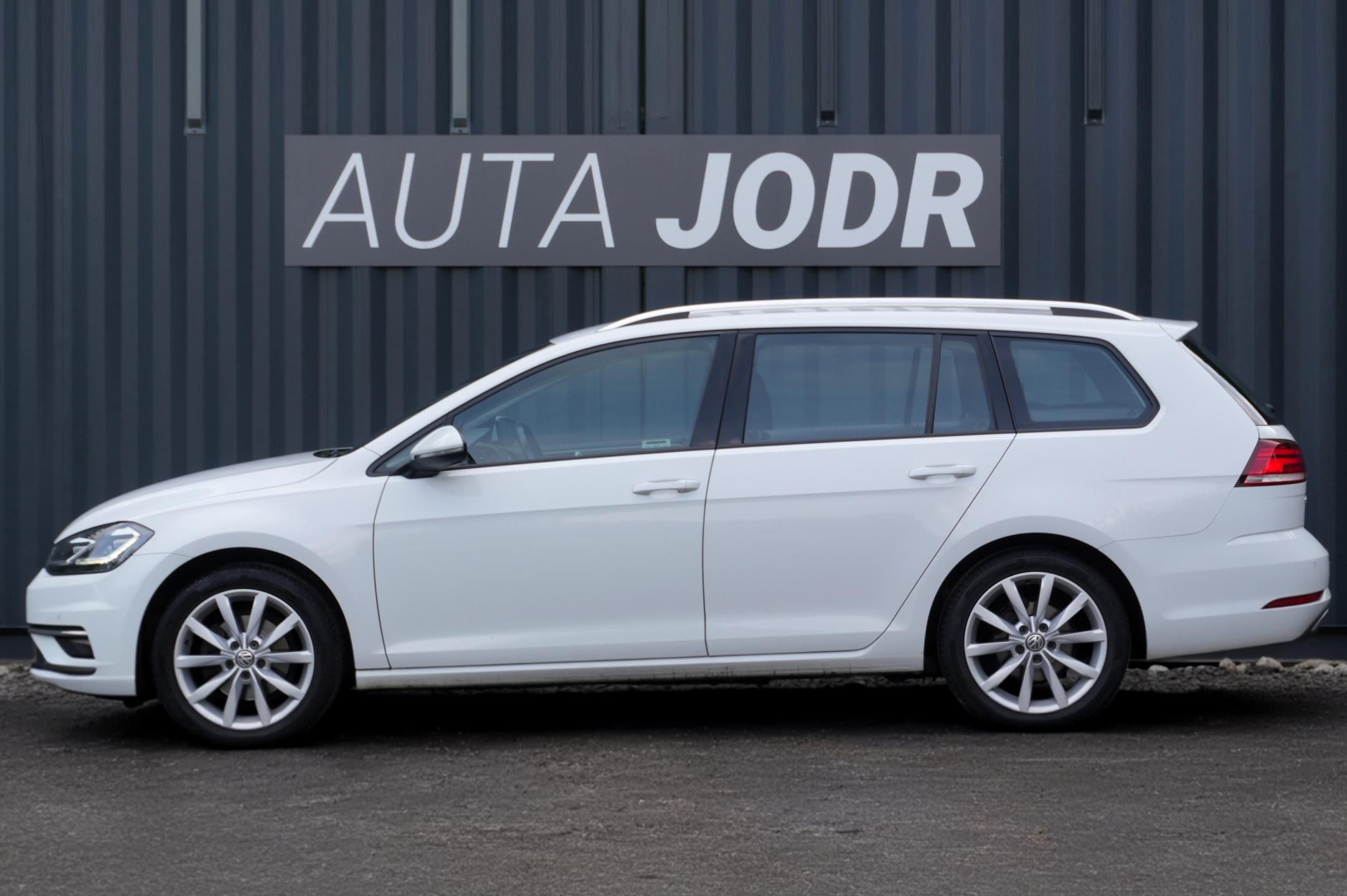 Volkswagen Golf, Variant 1.6 TDI 85 kW, ČR, ACC - fotka 2