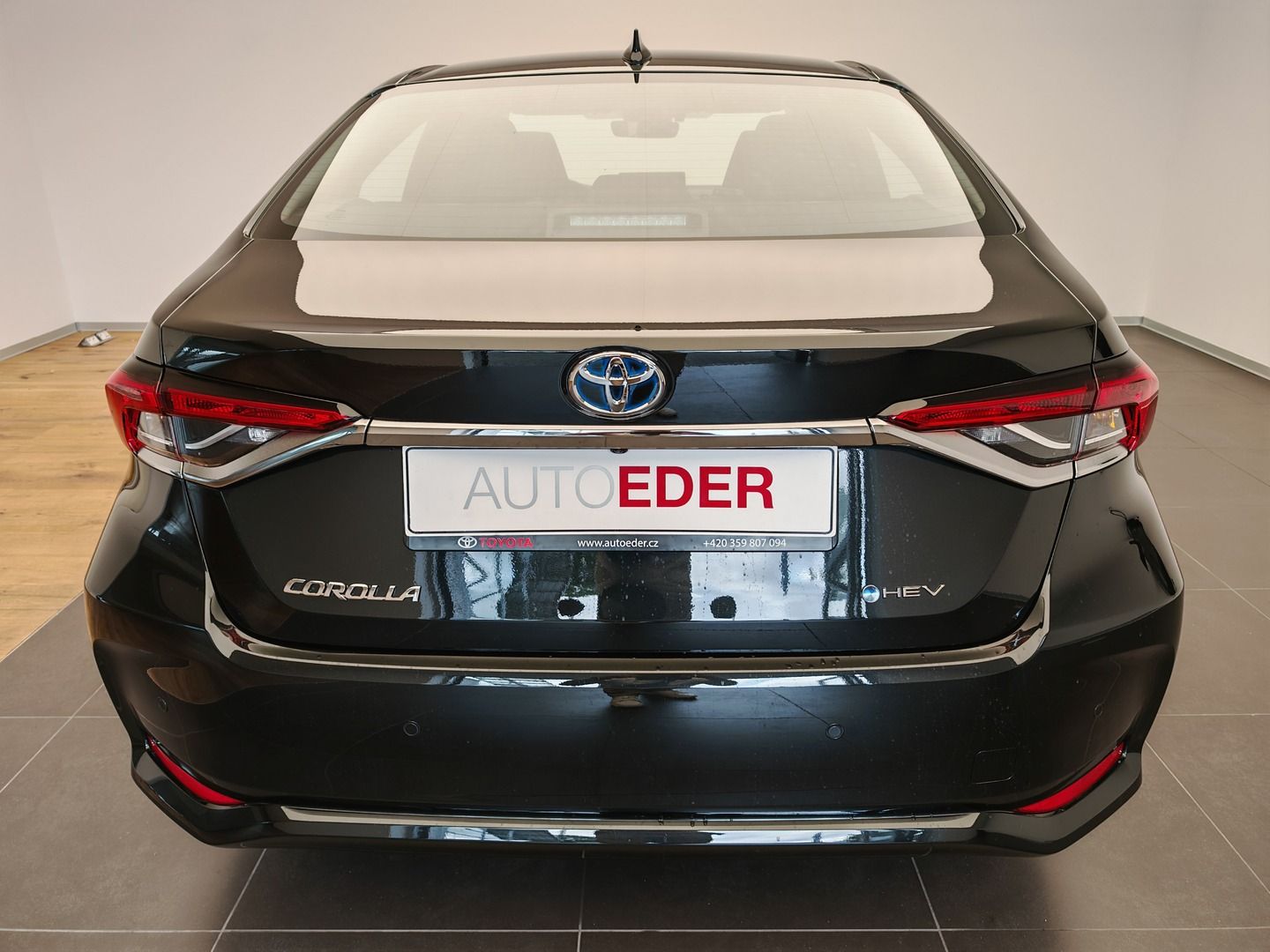 Toyota Corolla, 1.8L (HEV speciální) 140 - 4x2 - fotka 4