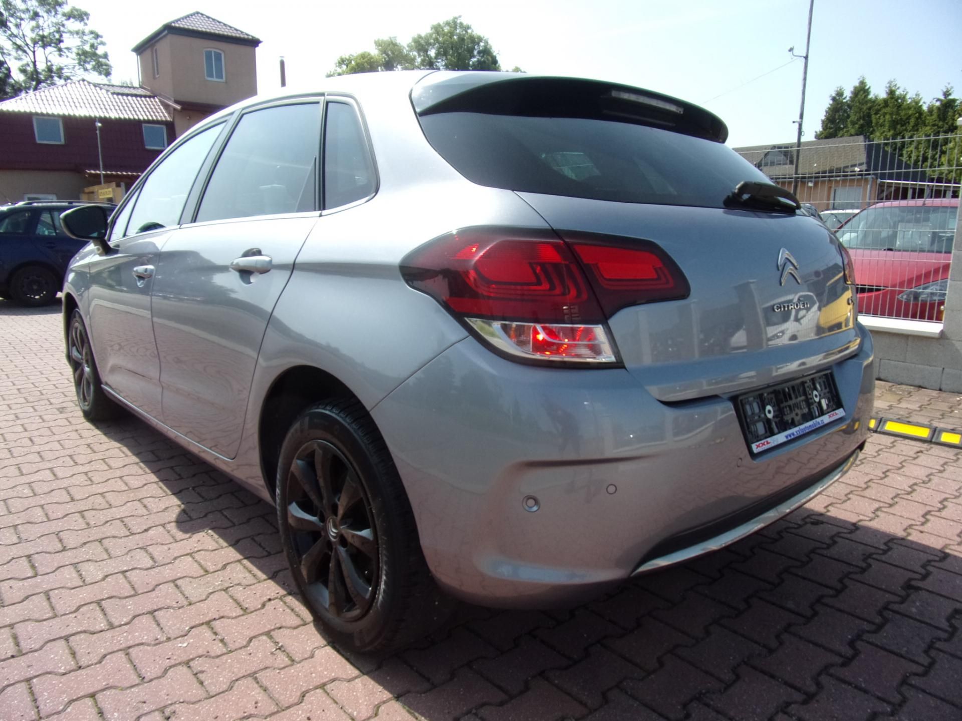 Citroën C4, 1,6HDI AC ALU NAVI AUTOMAT - fotka 6