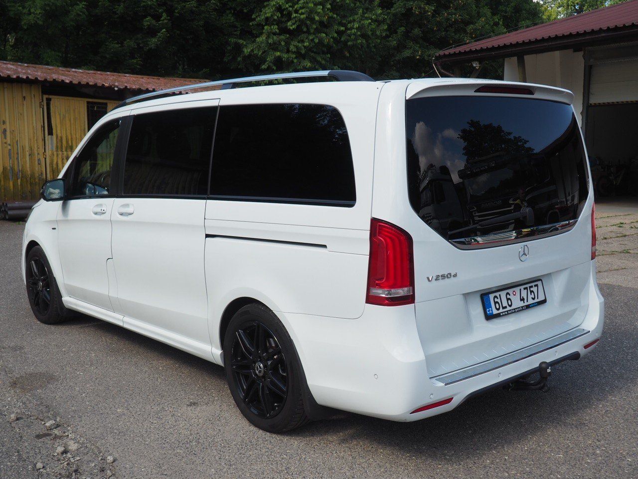 Mercedes-Benz Třídy V, 250D, Led, 360°, AMG Black Ed - fotka 3