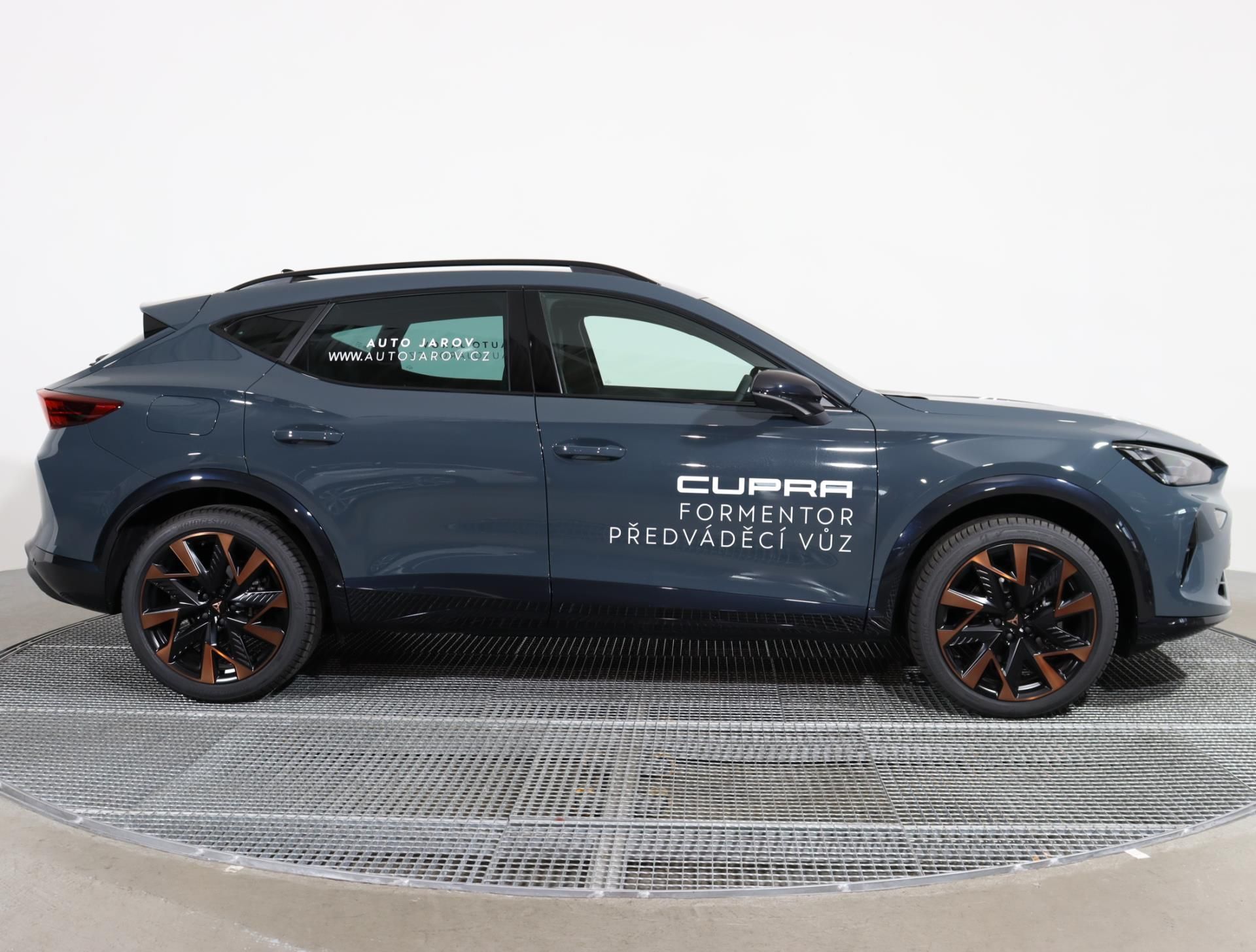 Cupra Formentor, 1.5 eTSI 150k DSG - předváděcí - fotka 6