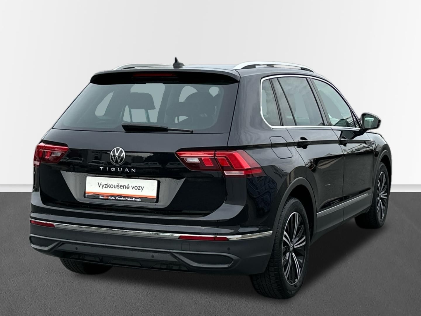Volkswagen Tiguan, Life 2,0 TDI 110 kW 6G - fotka 2