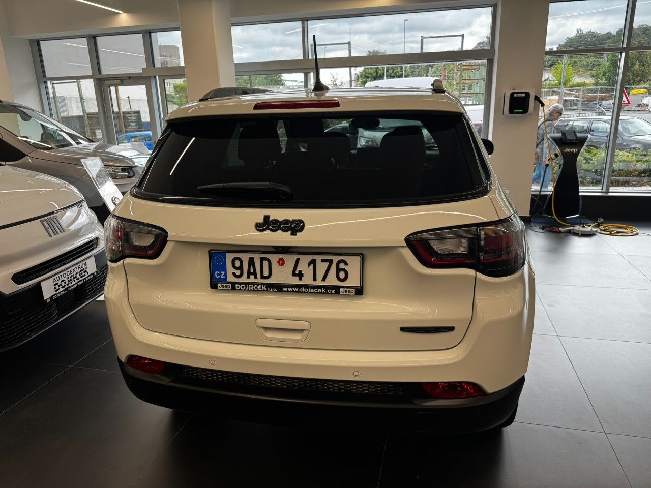 Jeep Compass, 1,3 GSE 130k man. Night Eagle - fotka 5