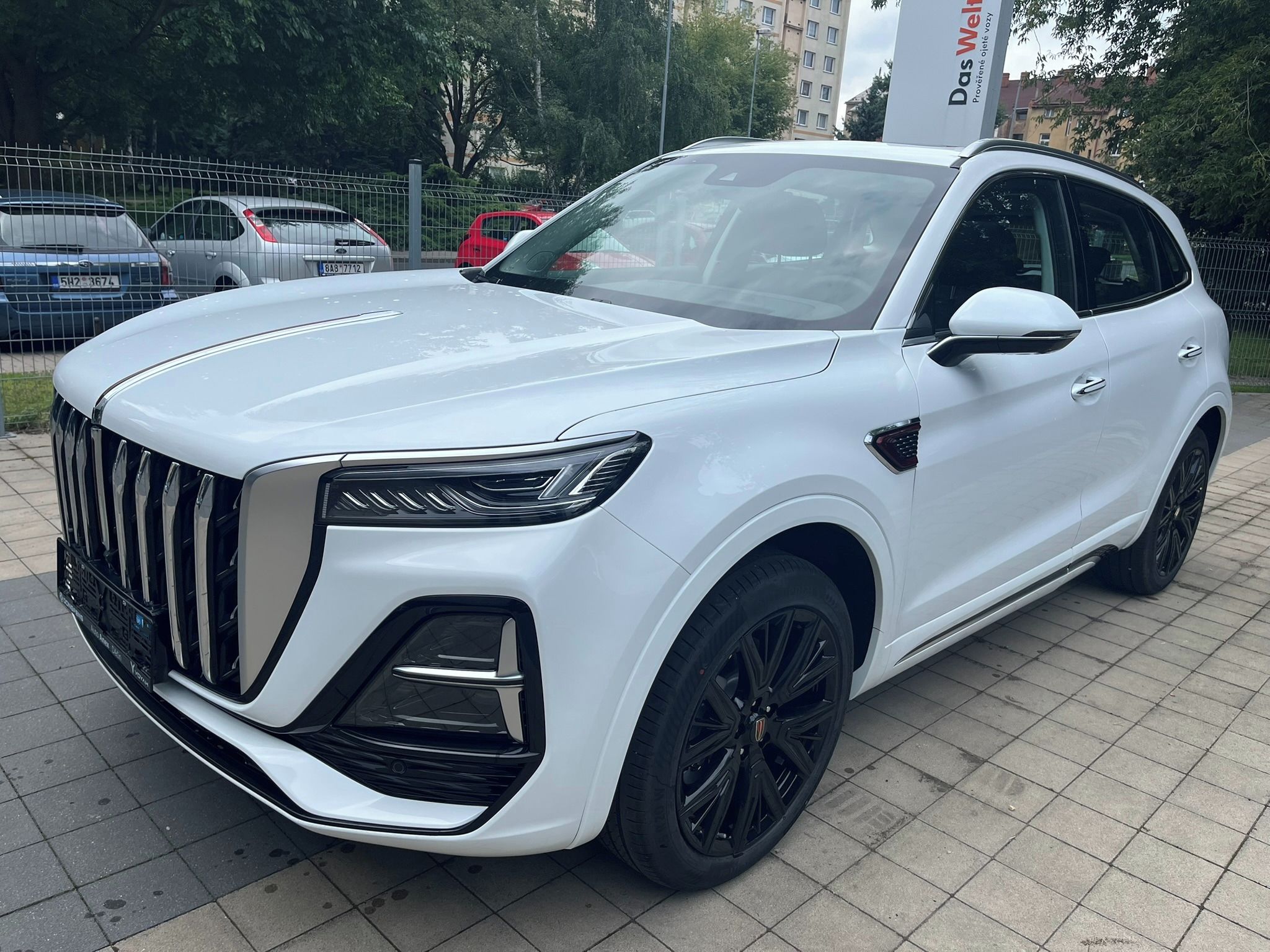 Hongqi HS5, 2.0 TSI 185kW 4x4