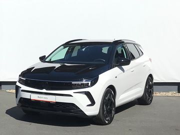 4x4 8°AUT 221kW GSe+FSD