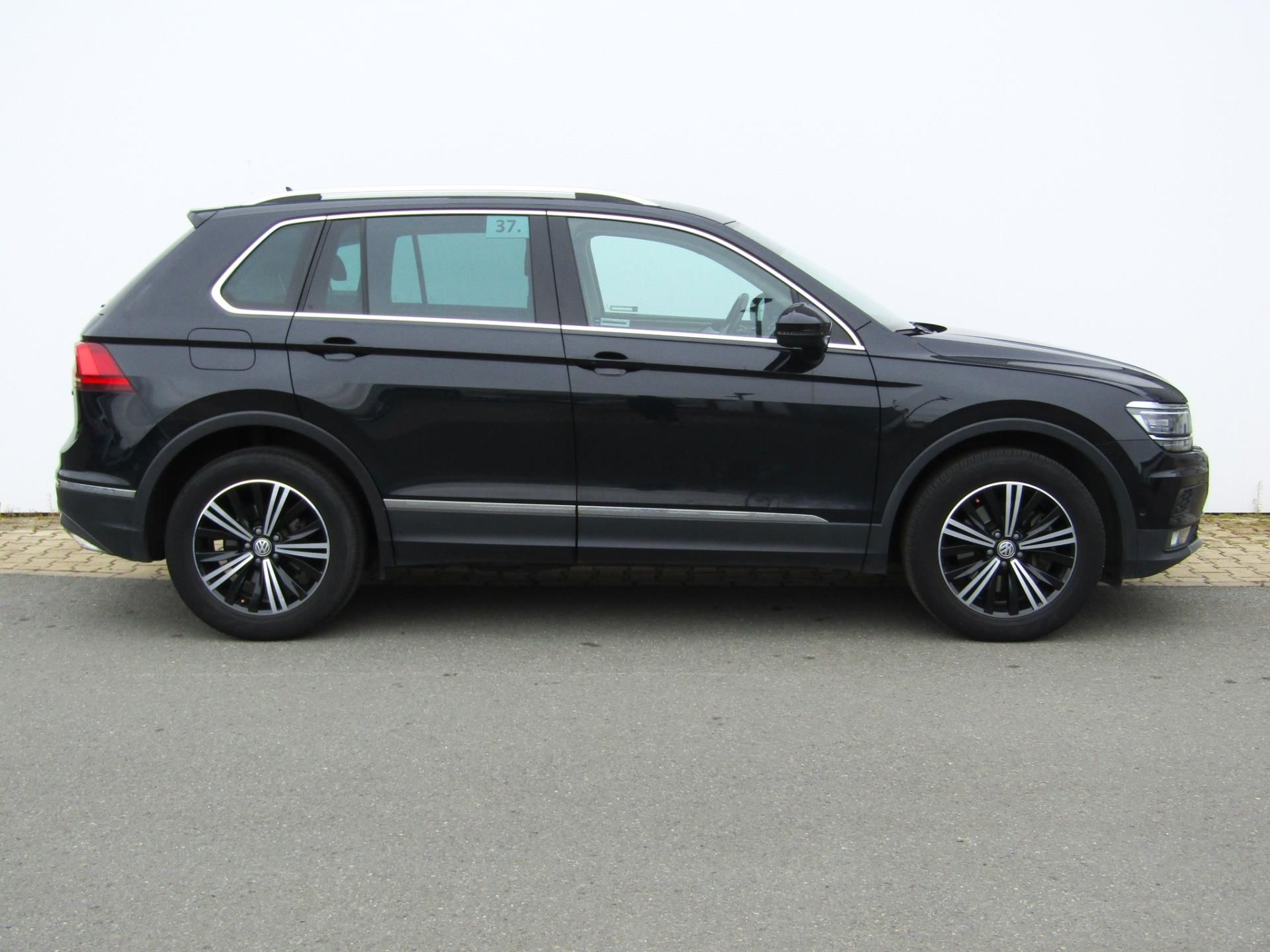 Volkswagen Tiguan, Highline 2.0 BiTDI DSG 4MOTION - fotka 3