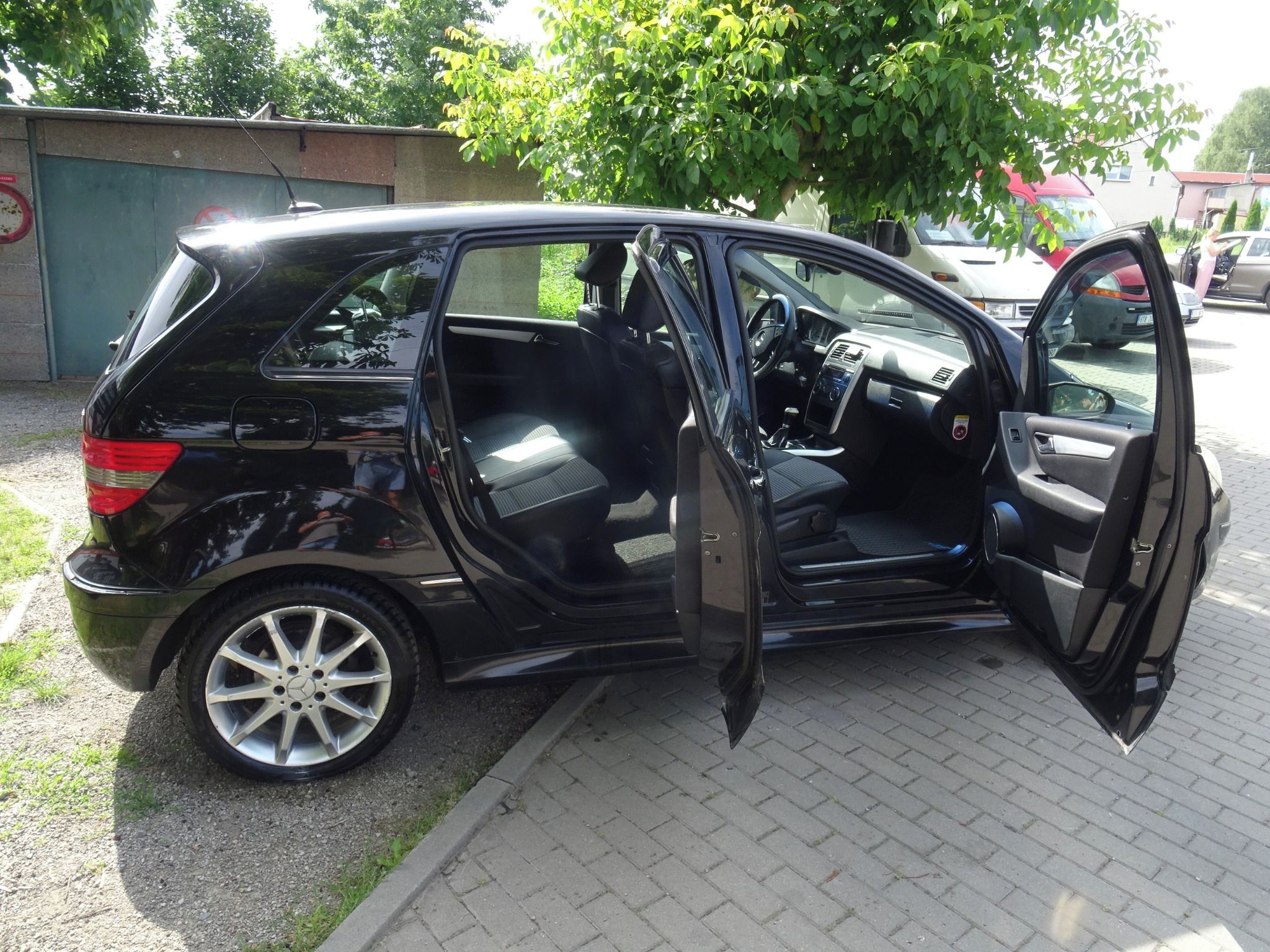 Mercedes-Benz Třídy B, 180 CDI - fotka 5