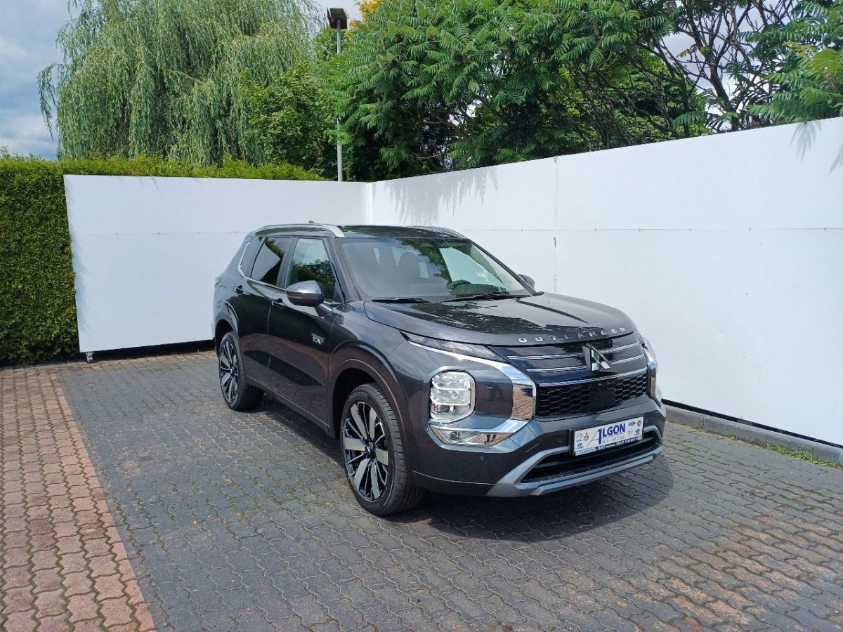 Mitsubishi Outlander, Intense 2,4 MIVEC 2xelektromot - fotka 4
