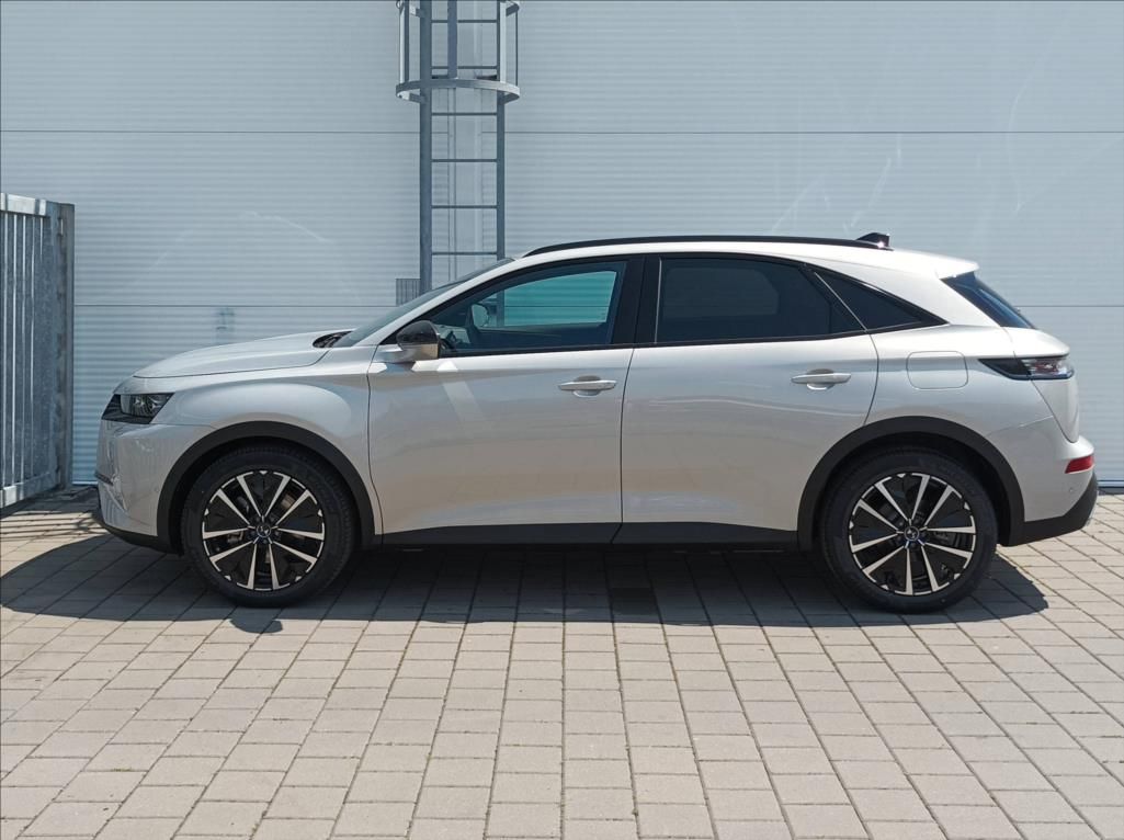 DS 7 Crossback, 1,6 PHEV 300k 4x4  ETOILE - fotka 6