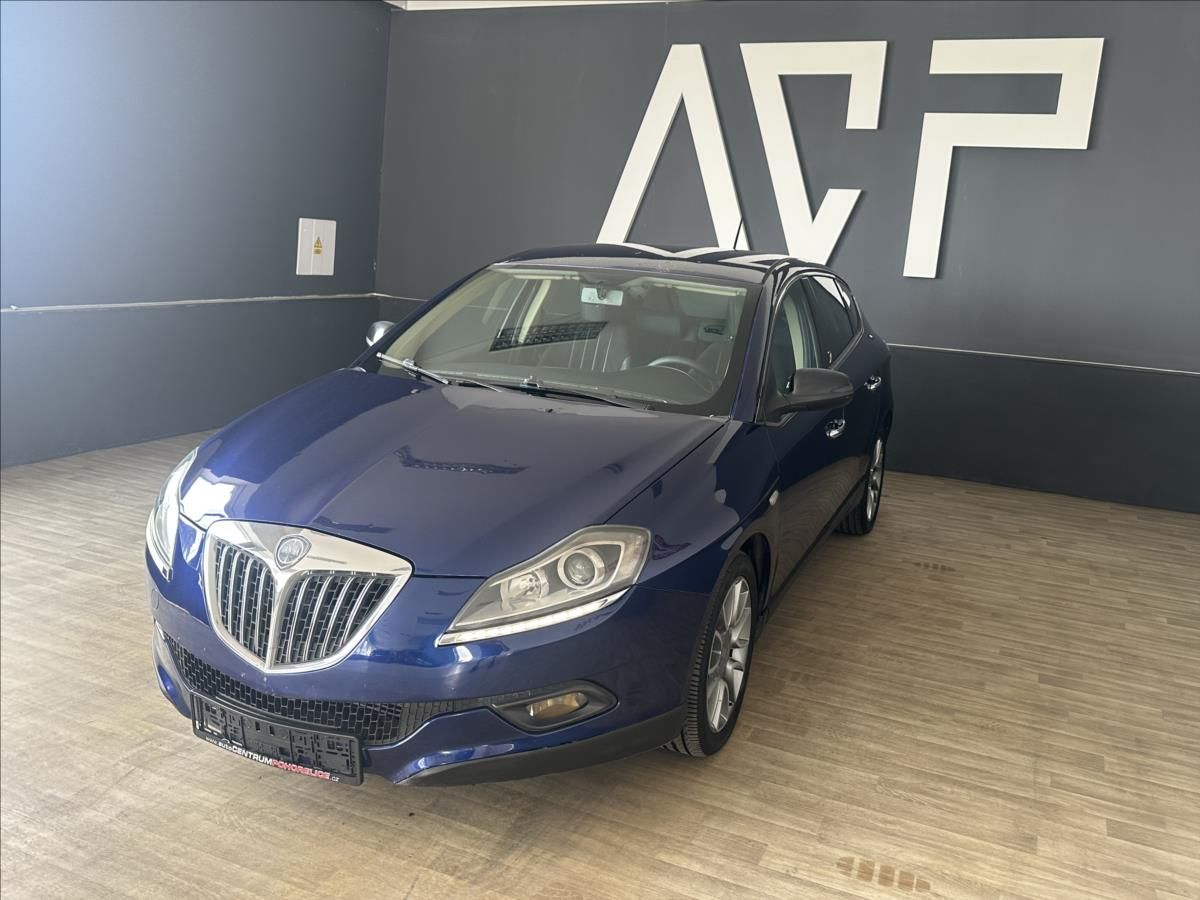 Lancia Delta, 1,6JTD*Automat*KLima*LED* - fotka 2