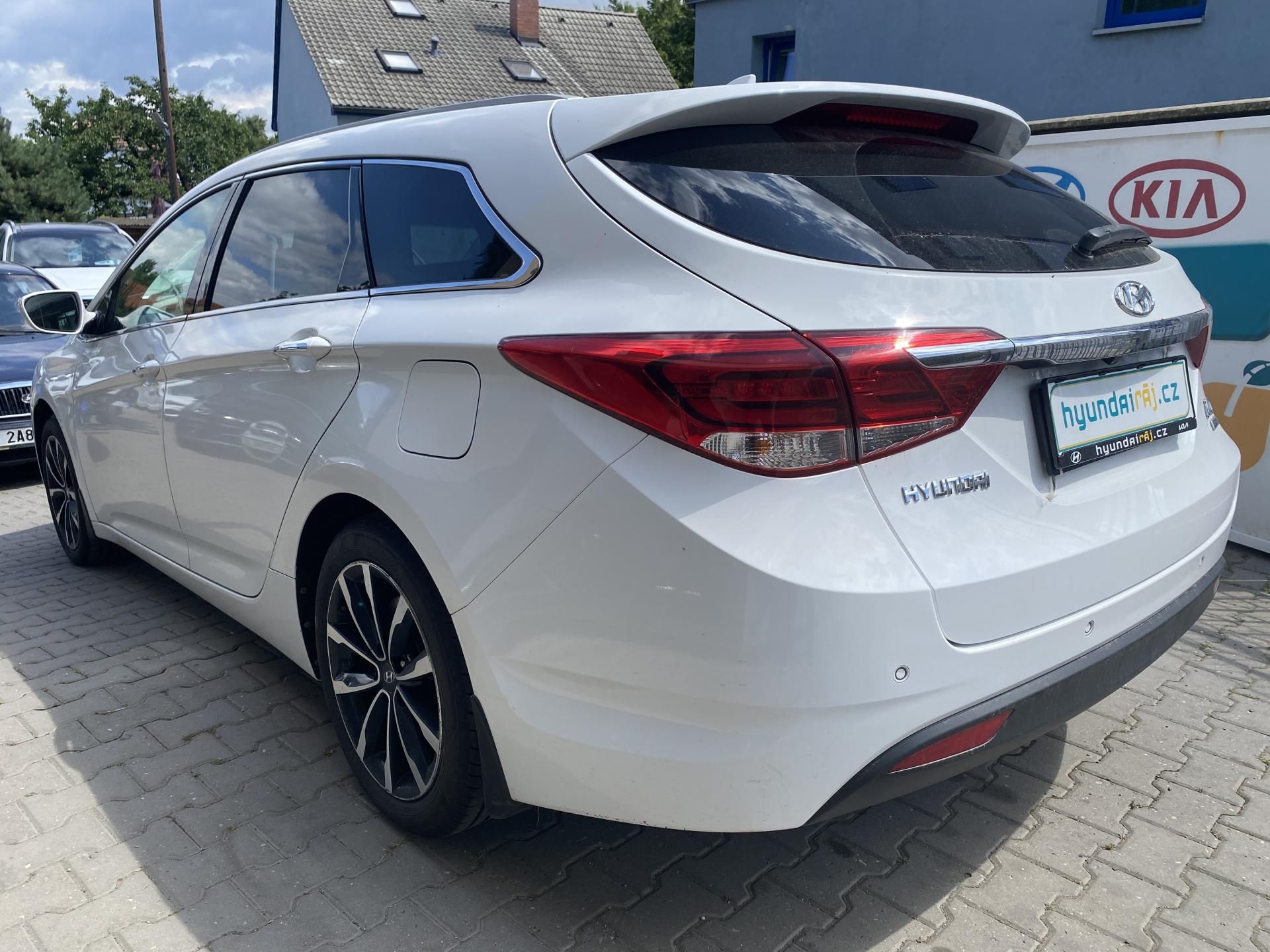 Hyundai i40, 1.7-104kW-NAVI - fotka 6