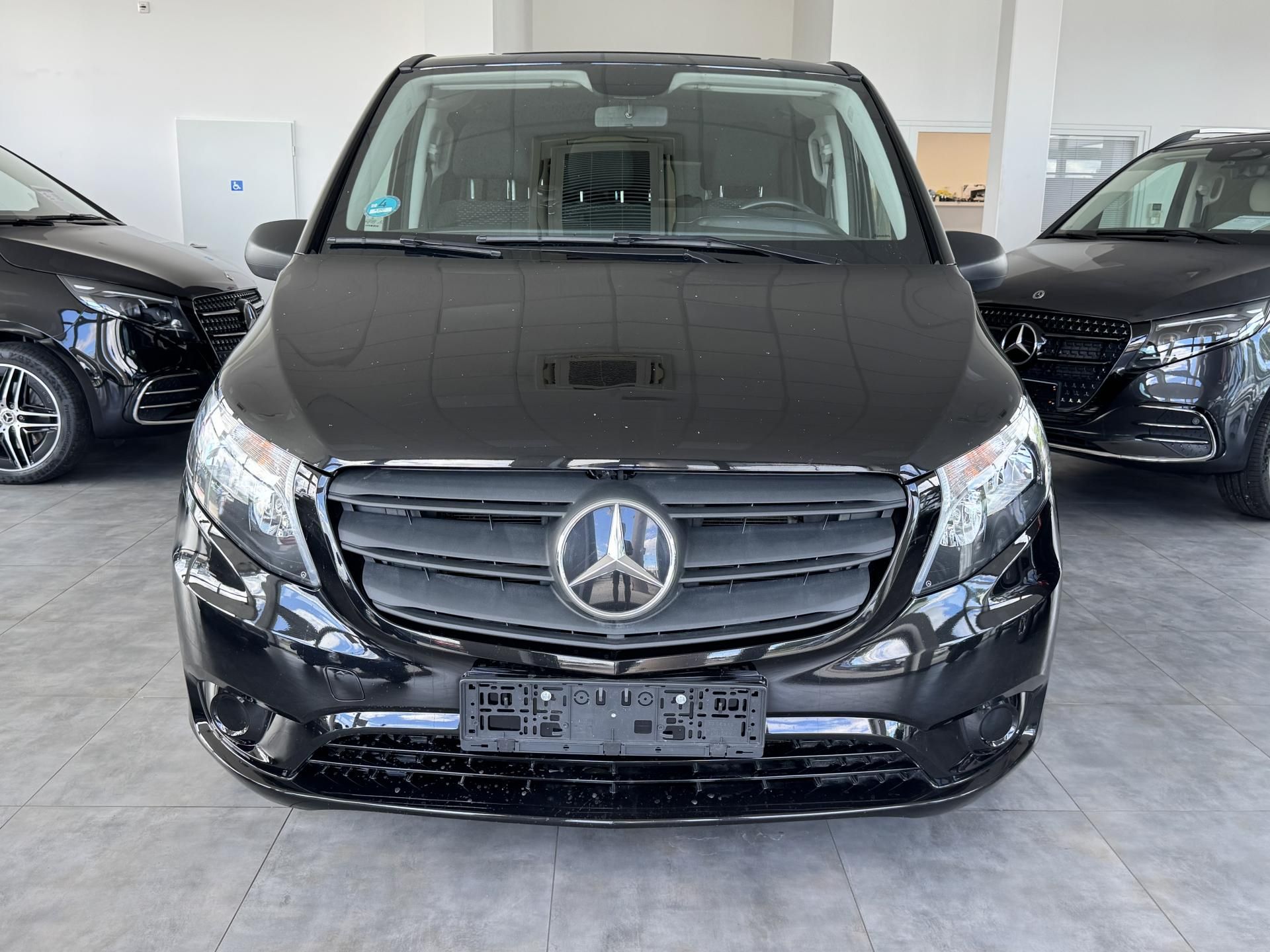 Mercedes-Benz Vito, TOURER 116CDi Aut 4x4 9.MÍST L - fotka 2