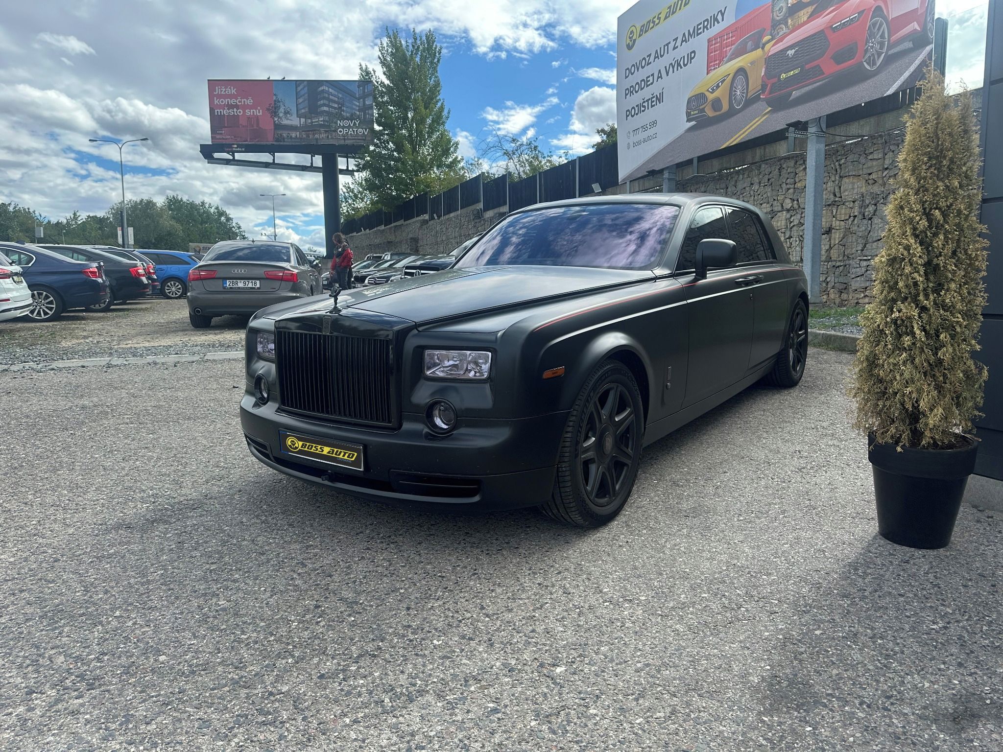 Rolls-Royce Phantom, RollsRoyce Phantom 2009 6.7 - fotka 2