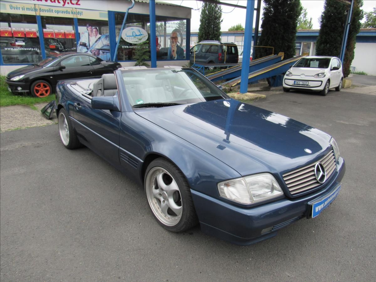 Mercedes-Benz SL, 3,2 Hardtop-Cabrio - fotka 3