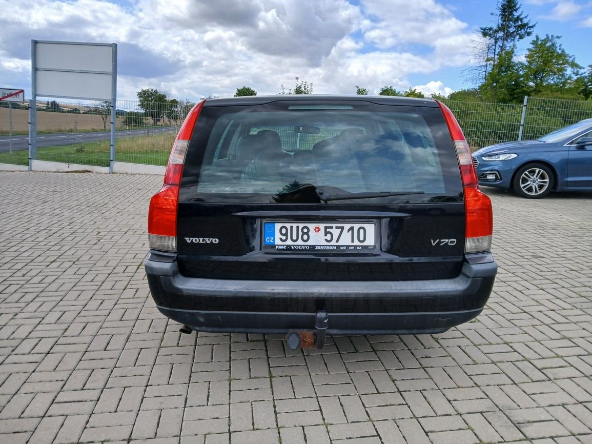 Volvo V70, 2,4 D Nová TK - fotka 4