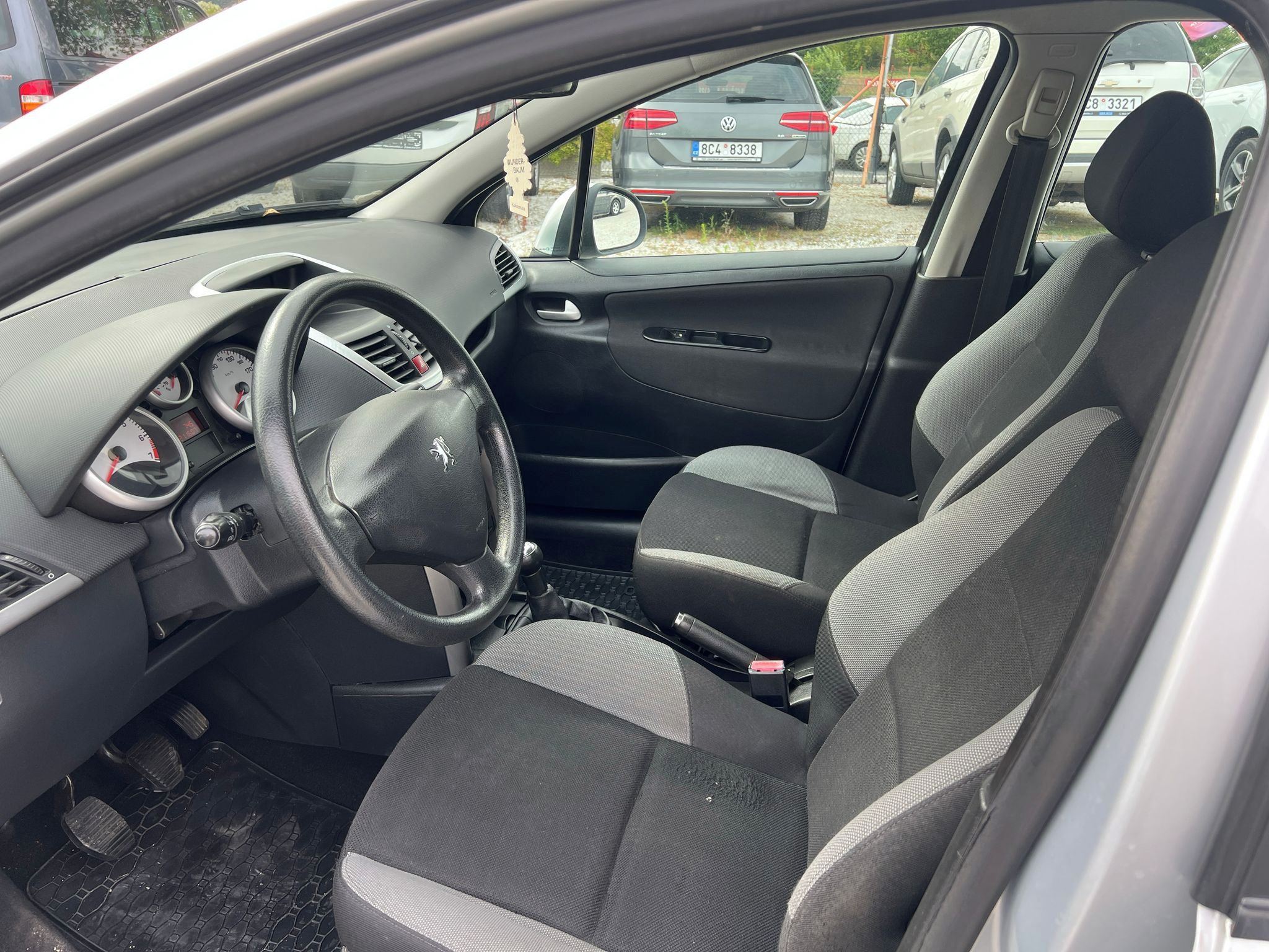 Peugeot 207, 1.4i - fotka 4