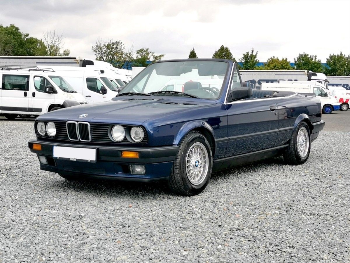 BMW Řada 3, E30 318i Cabrio+Hardtop/ TOP!