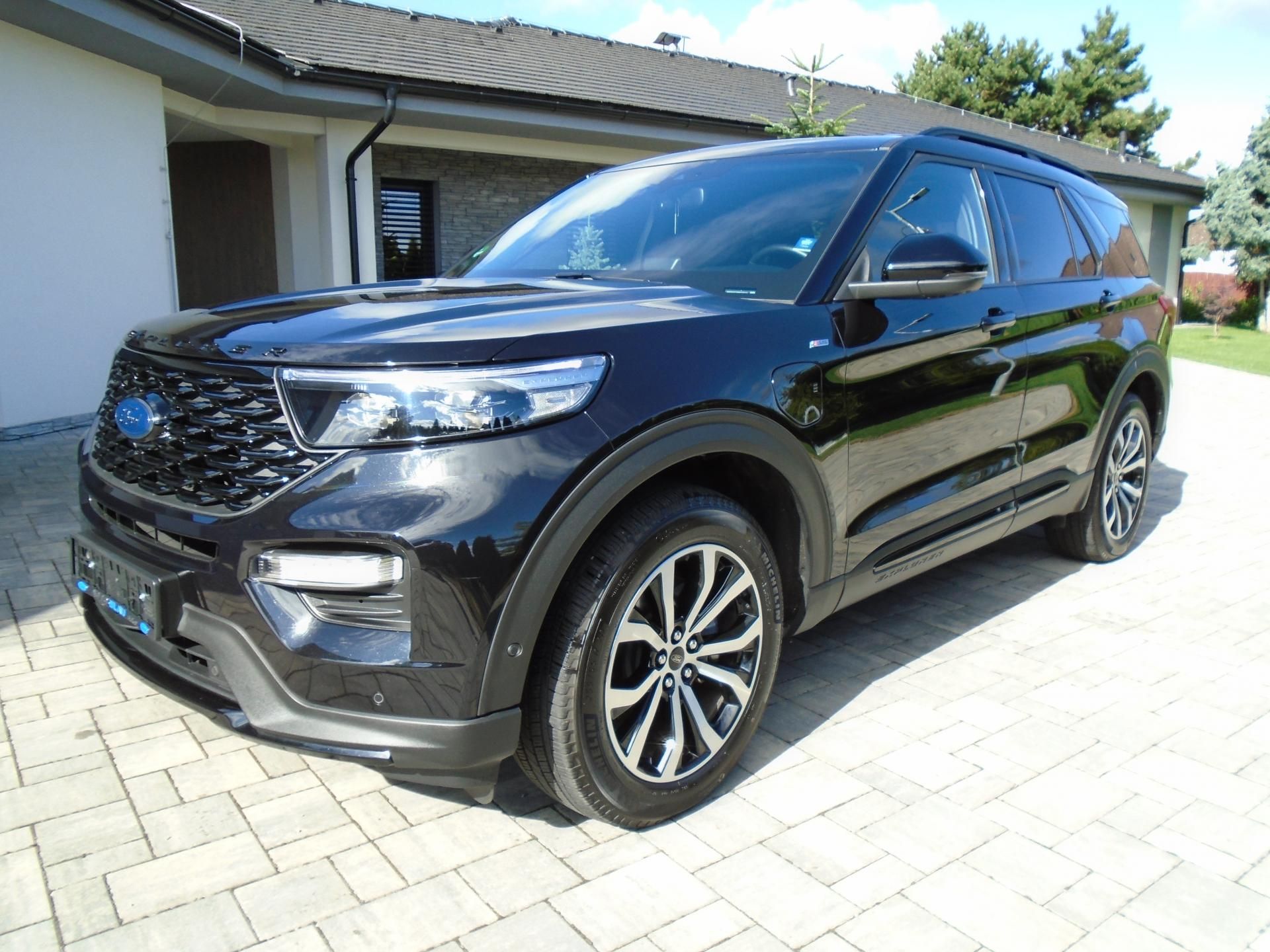 Ford Explorer, 3,0EcoBoost Plug-in-Hybrid AT - fotka 2