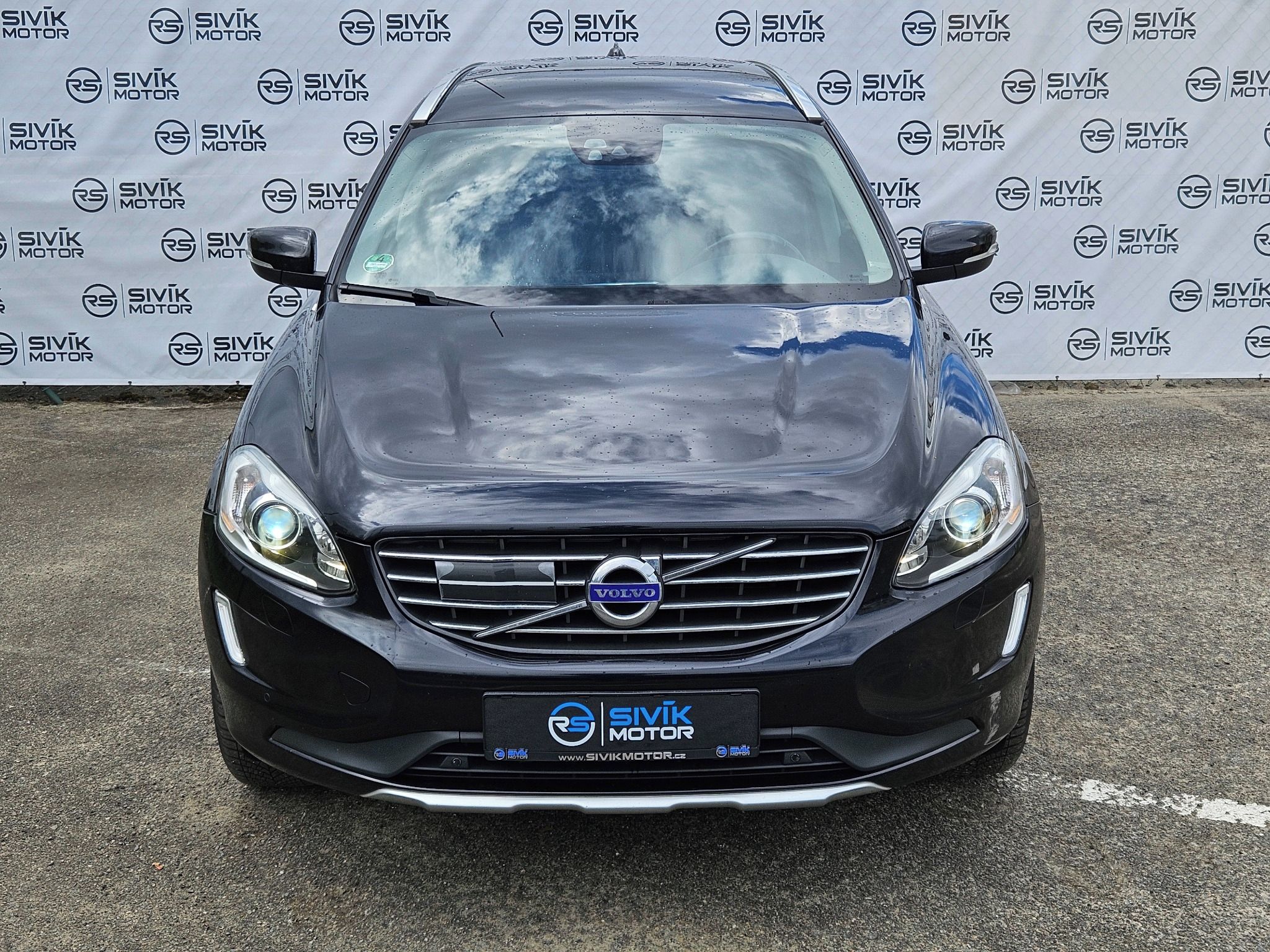 Volvo XC60, D5 158 kW AWD Summum XENON - fotka 3