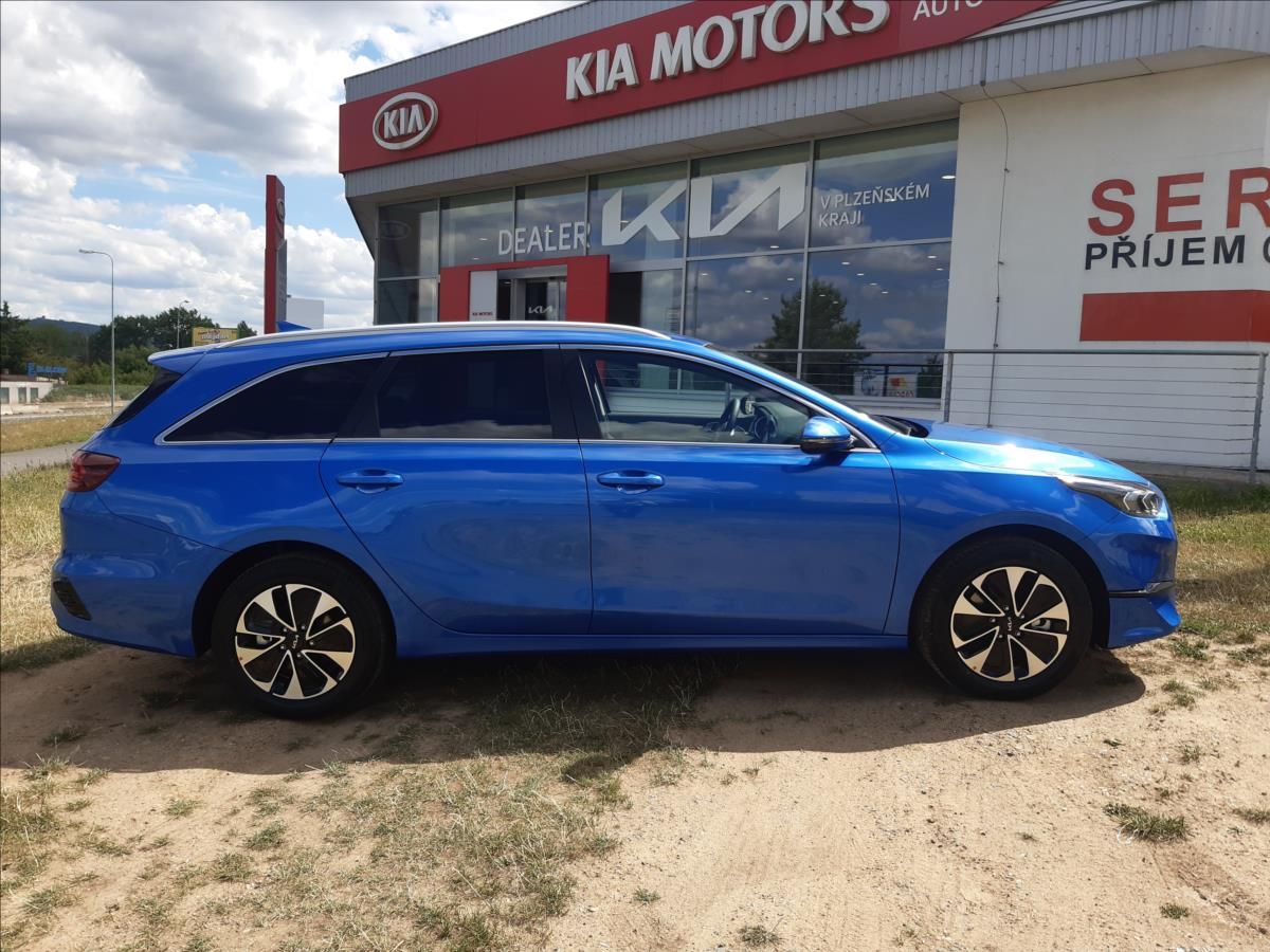 Kia Cee´d, SW TOP 1,5 Turbo 103kW AT - fotka 5
