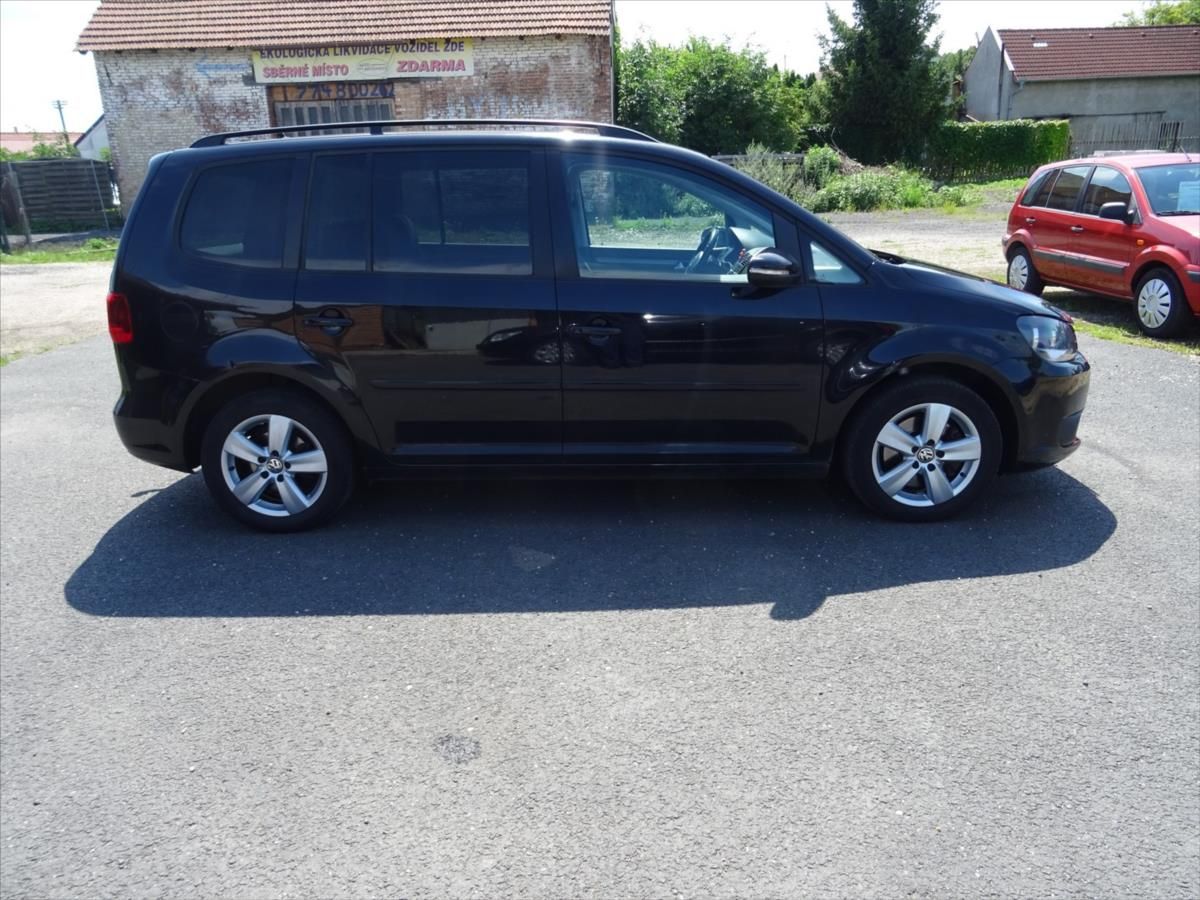 Volkswagen Touran, 2,0 TDi 103 kW - fotka 3
