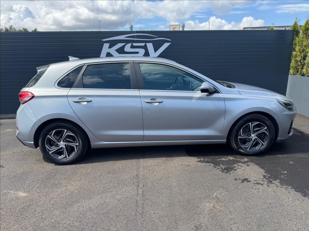 Hyundai i30, 1,0 - fotka 6