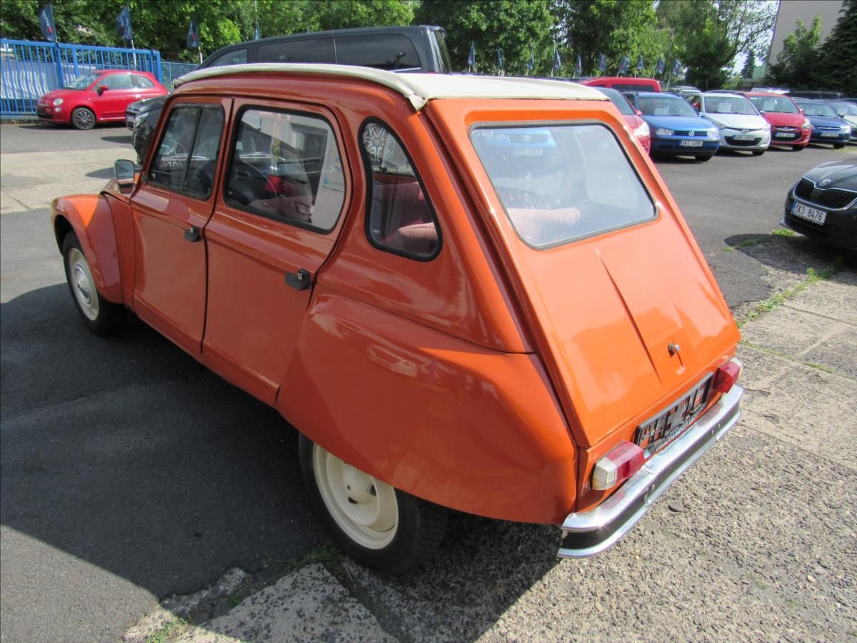 Citroën 2CV, 0,6 Dyane - fotka 6
