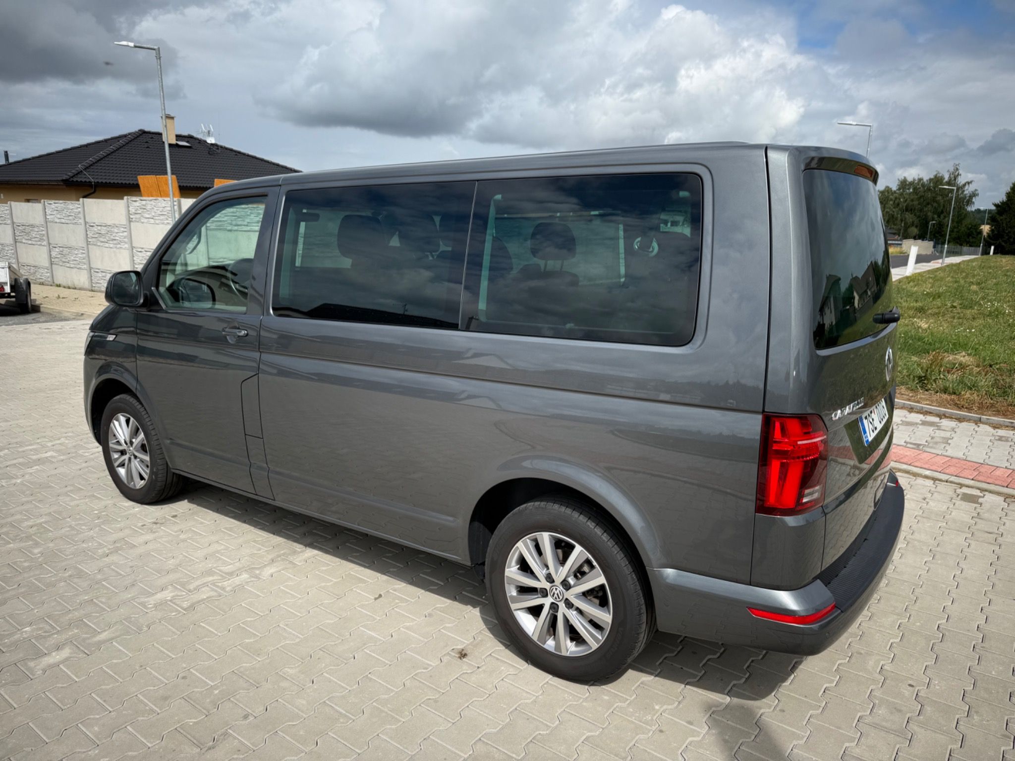 Volkswagen Caravelle, 2.0 TDI 110kw,LED,CZ,29.000km - fotka 5
