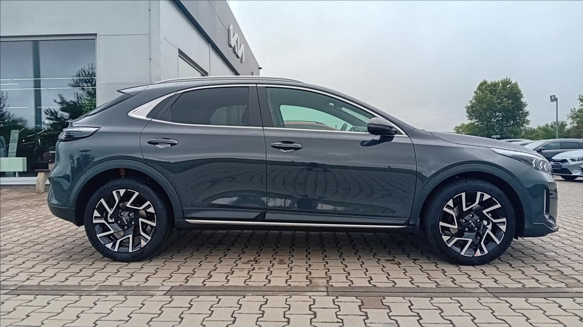 Kia XCee´d, 1,6 T-GDi GPF 7DCT STEEL EDIT. - fotka 4