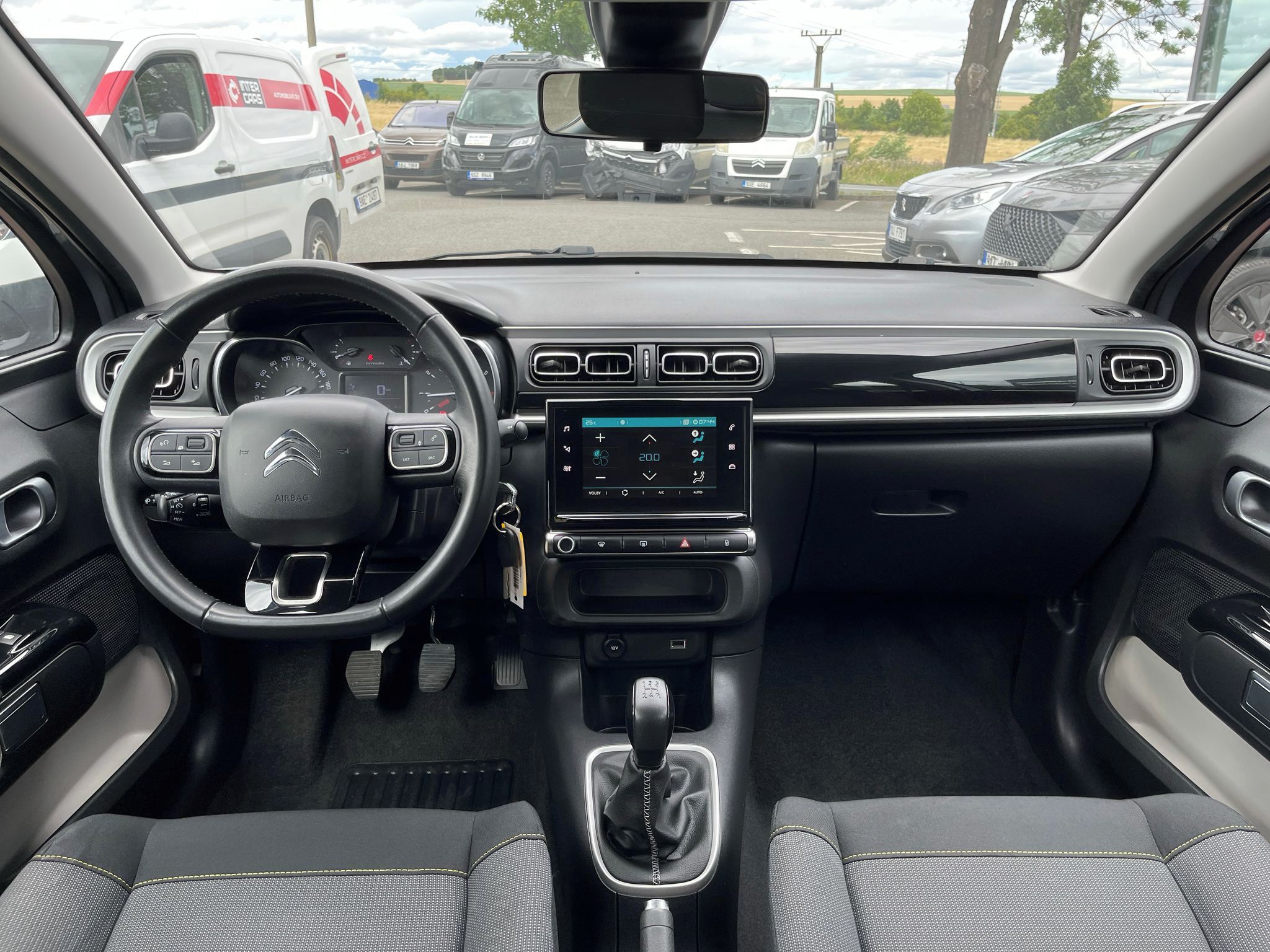 Citroën C3, 1.2 82k ZÁRUKA SERVIS DISPLEJ - fotka 3