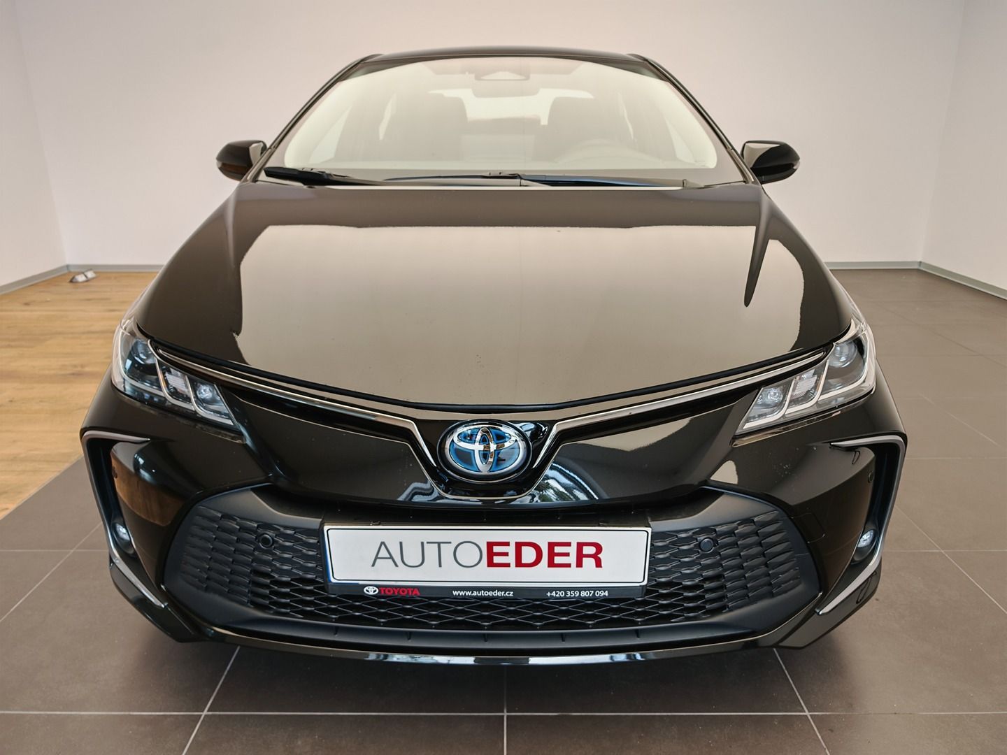 Toyota Corolla, 1.8L (HEV speciální) 140 - 4x2 - fotka 2