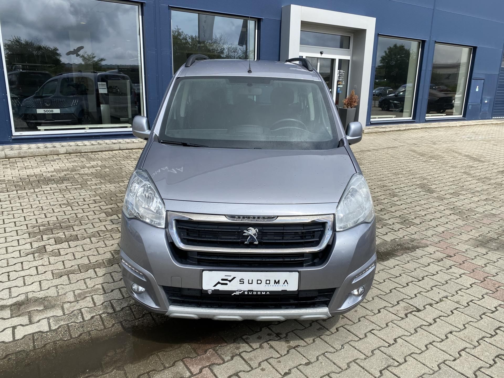 Peugeot Partner Tepee, 1,2 ACTIVE 110k MAN 5 - fotka 2