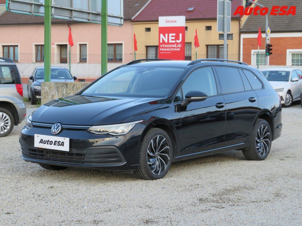 Volkswagen Golf, 2.0 TDi,ČR,Life - fotka 3