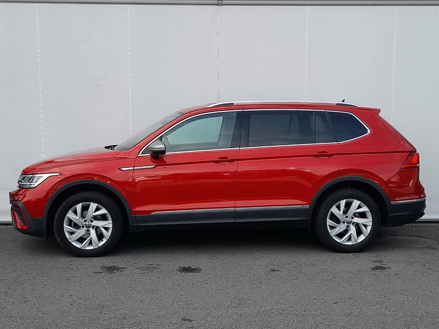 Volkswagen Tiguan Allspace, Life 2,0 TDI 110 kW,7-míst - fotka 3