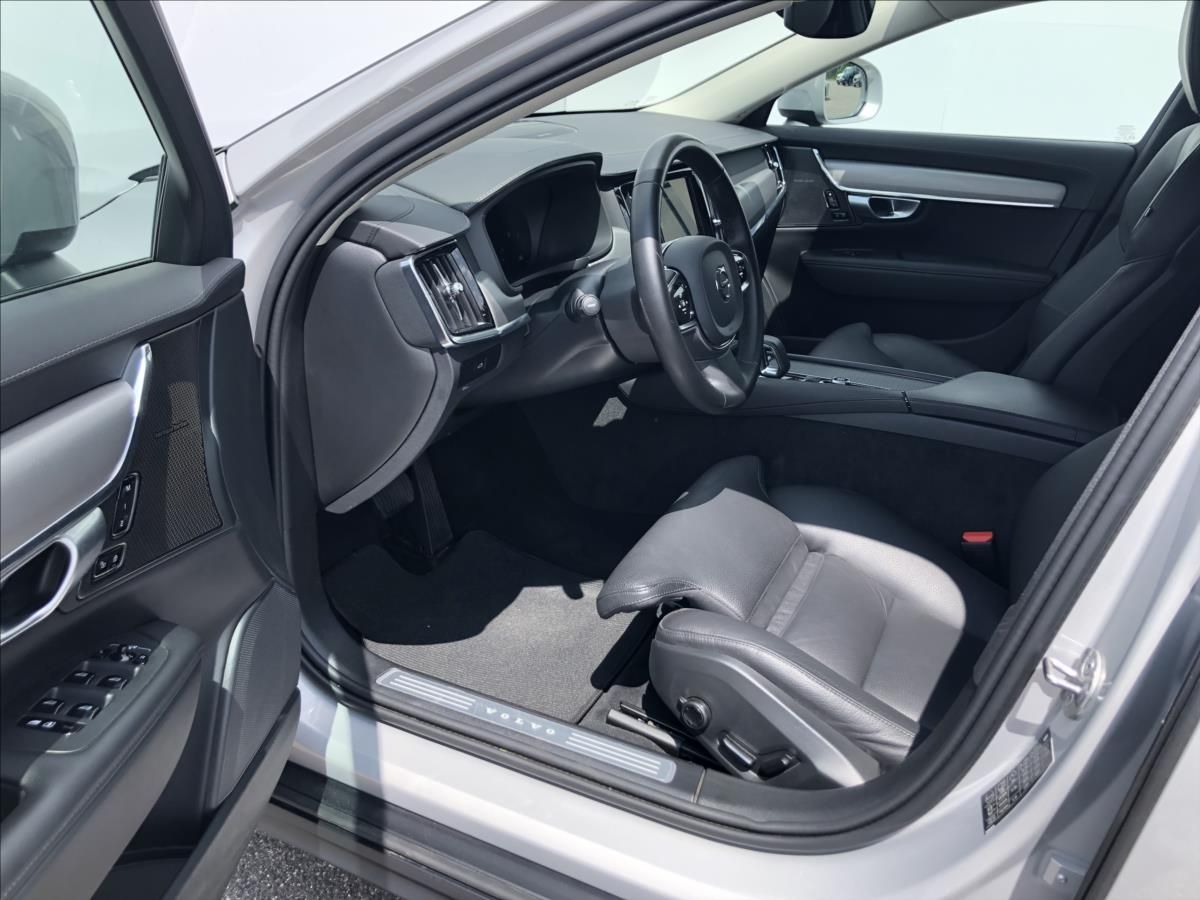 Volvo V90, 2,0 AWD CROSS COUNTRY PLUS MIL - fotka 6