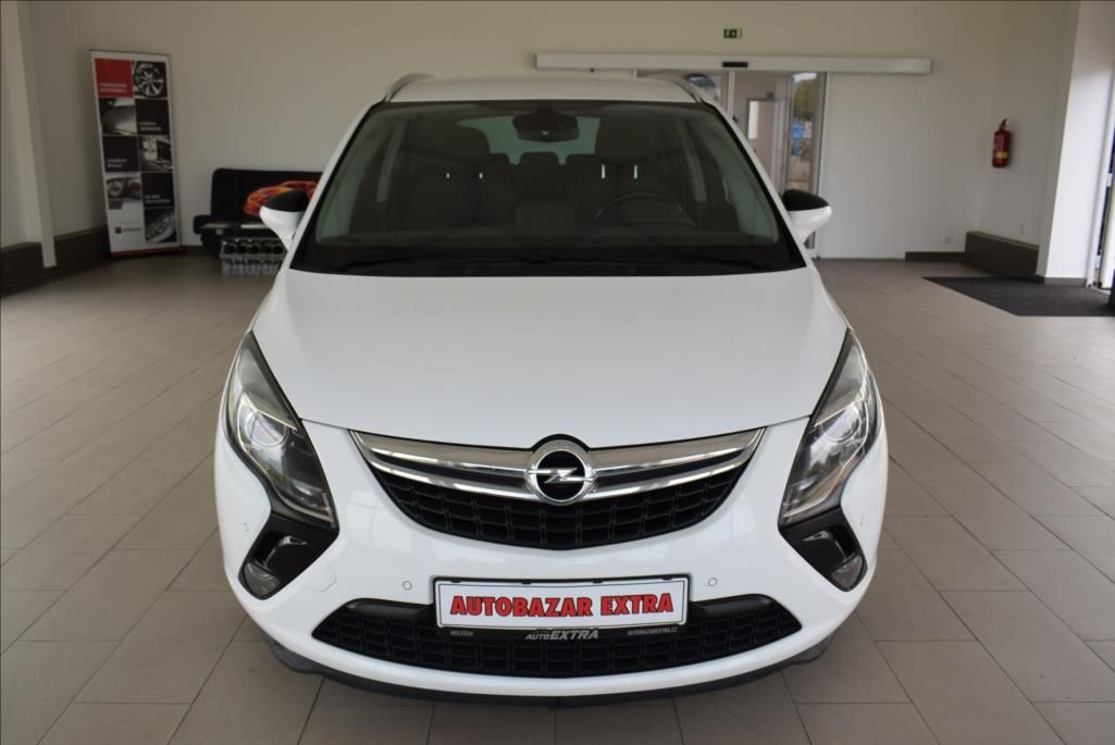 Opel Zafira, 2,0 CTDi, 7-míst,Navi,Cosmo - fotka 2