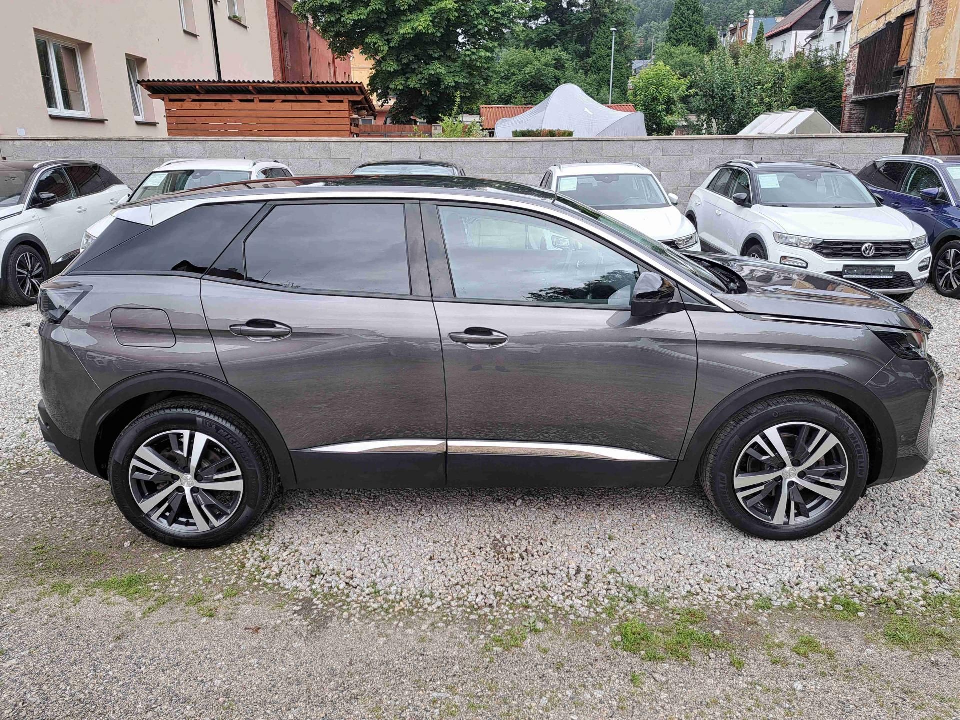 Peugeot 3008, 1,2 PT  ALLURE  LED 18ALU NAVI - fotka 2