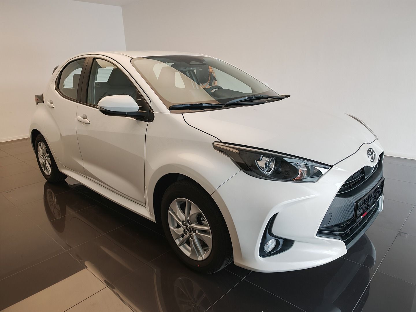 Toyota Yaris, 1.5 Hybrid Comfort - fotka 3