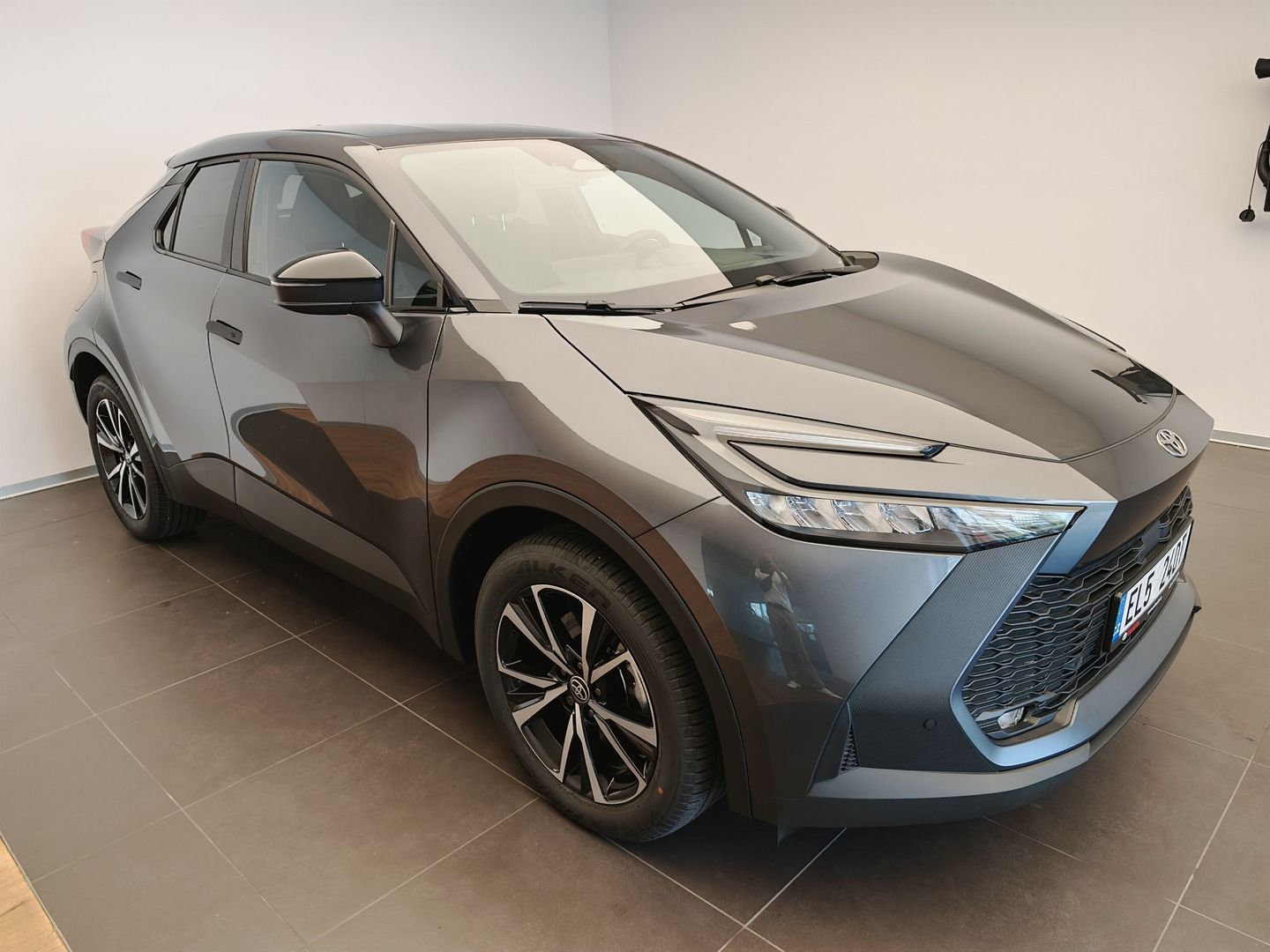 Toyota C-HR, 2.0 PHEV 4x2 Style - fotka 3