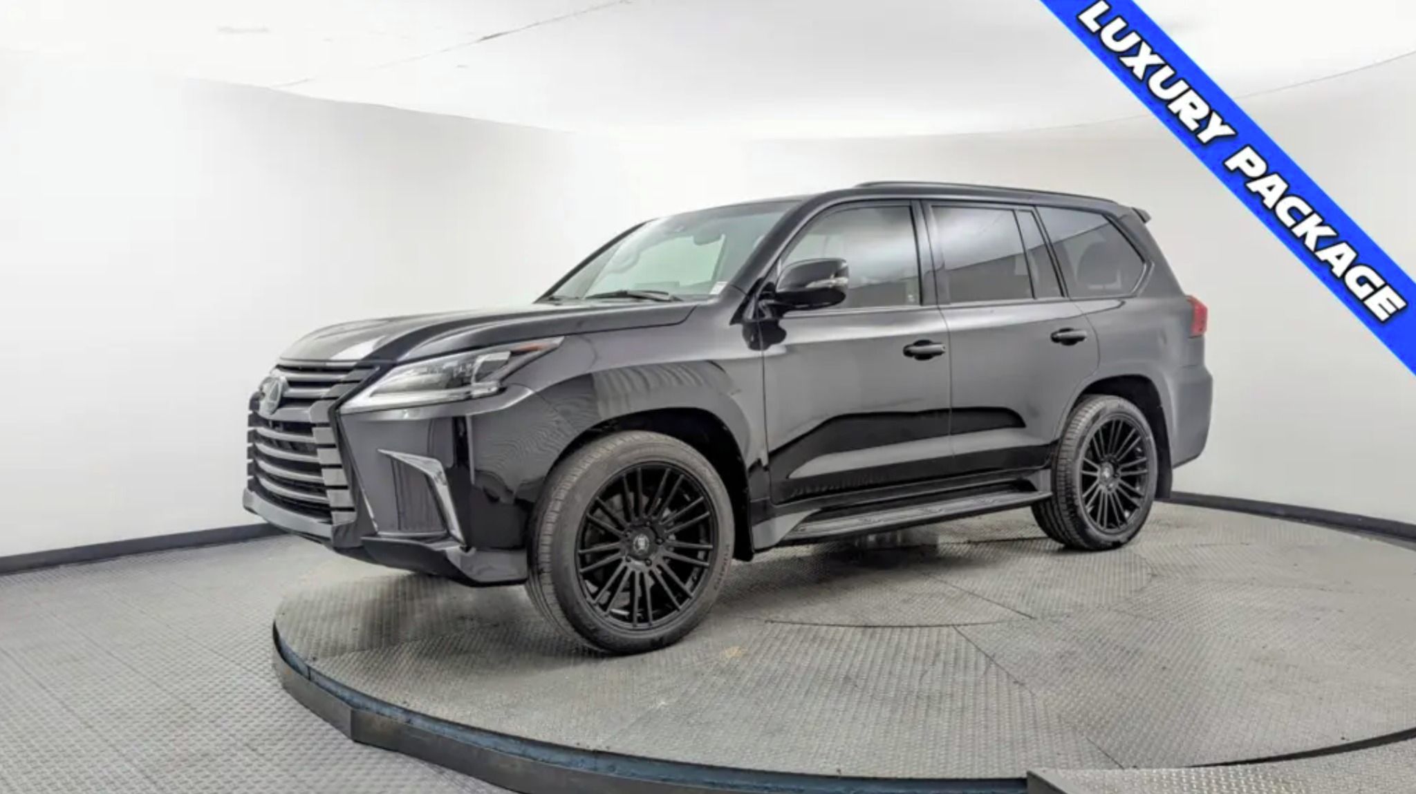 Lexus LX 570, LUXURY 7-míst - 5.7L V8