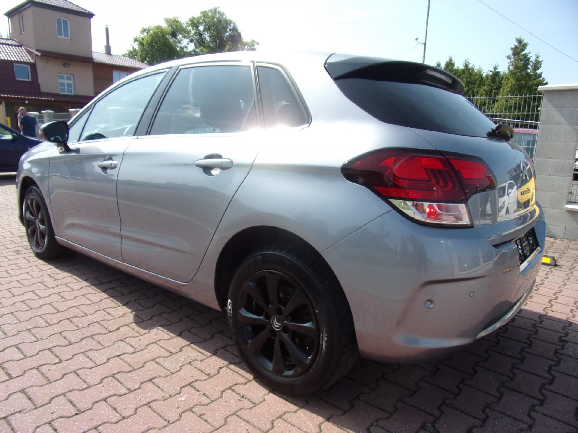 Citroën C4, 1,6HDI AC ALU NAVI AUTOMAT - fotka 5