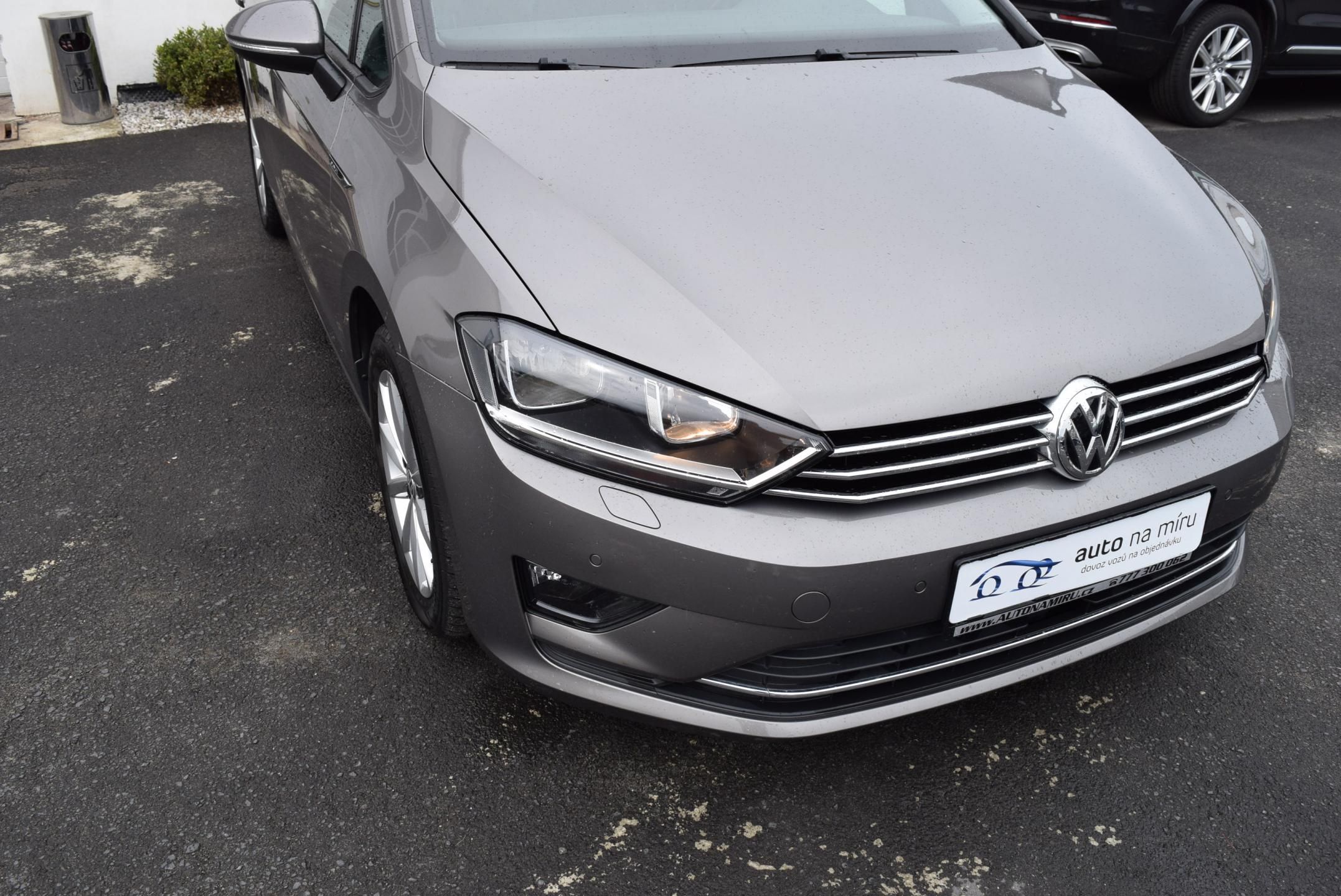 Volkswagen Golf Sportsvan, 1.4TSI 92kw SPORT BMT TAŽ NAVI - fotka 4
