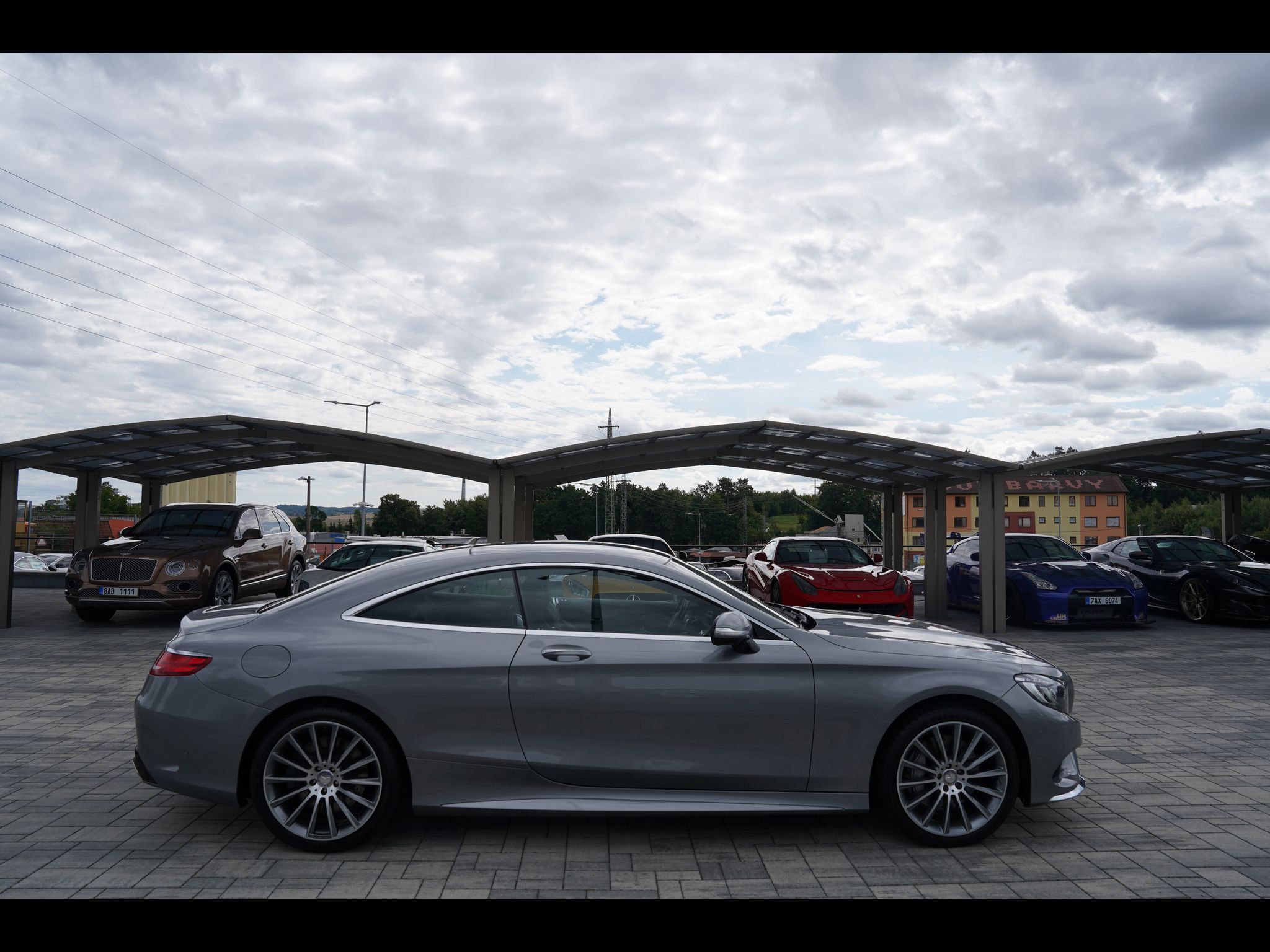 Mercedes-Benz Třídy S, S 500 4Matic Coupe AMG - fotka 5