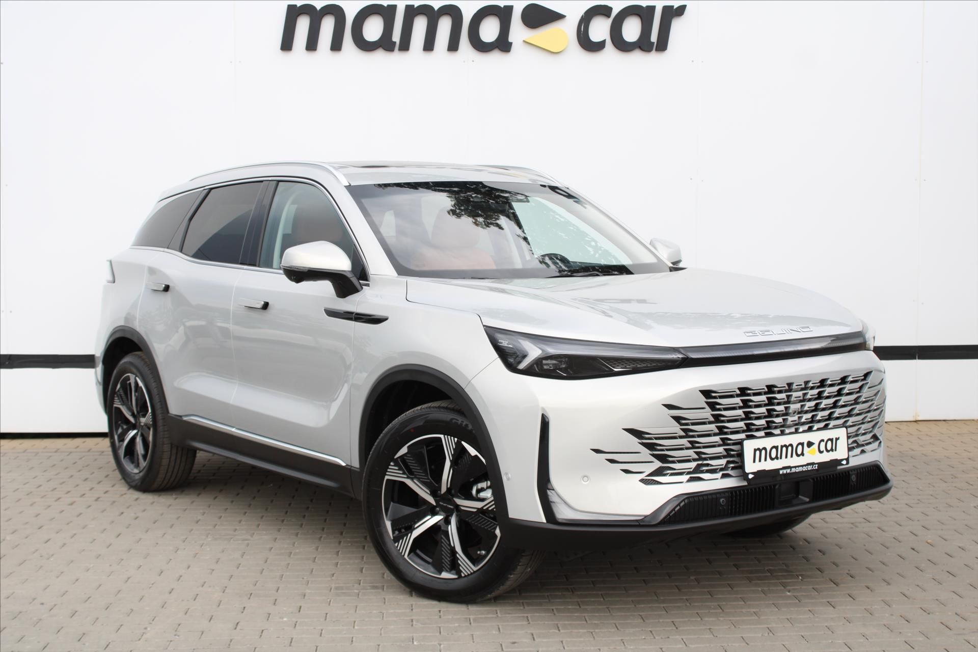 BAIC X7, 1.5T 130kW A/T LED PANORAMA