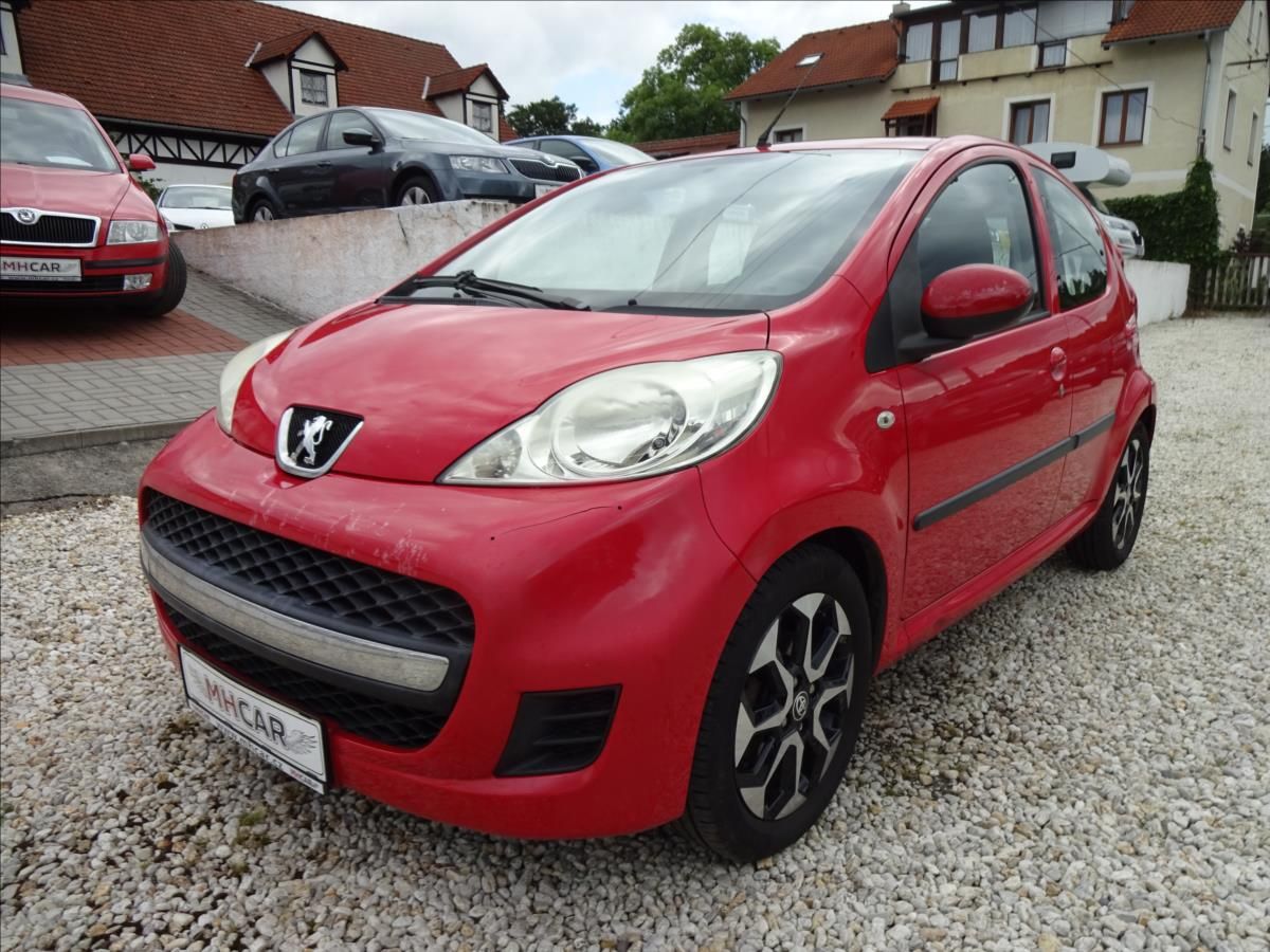 Peugeot 107, 1.0i 50 kW - fotka 3