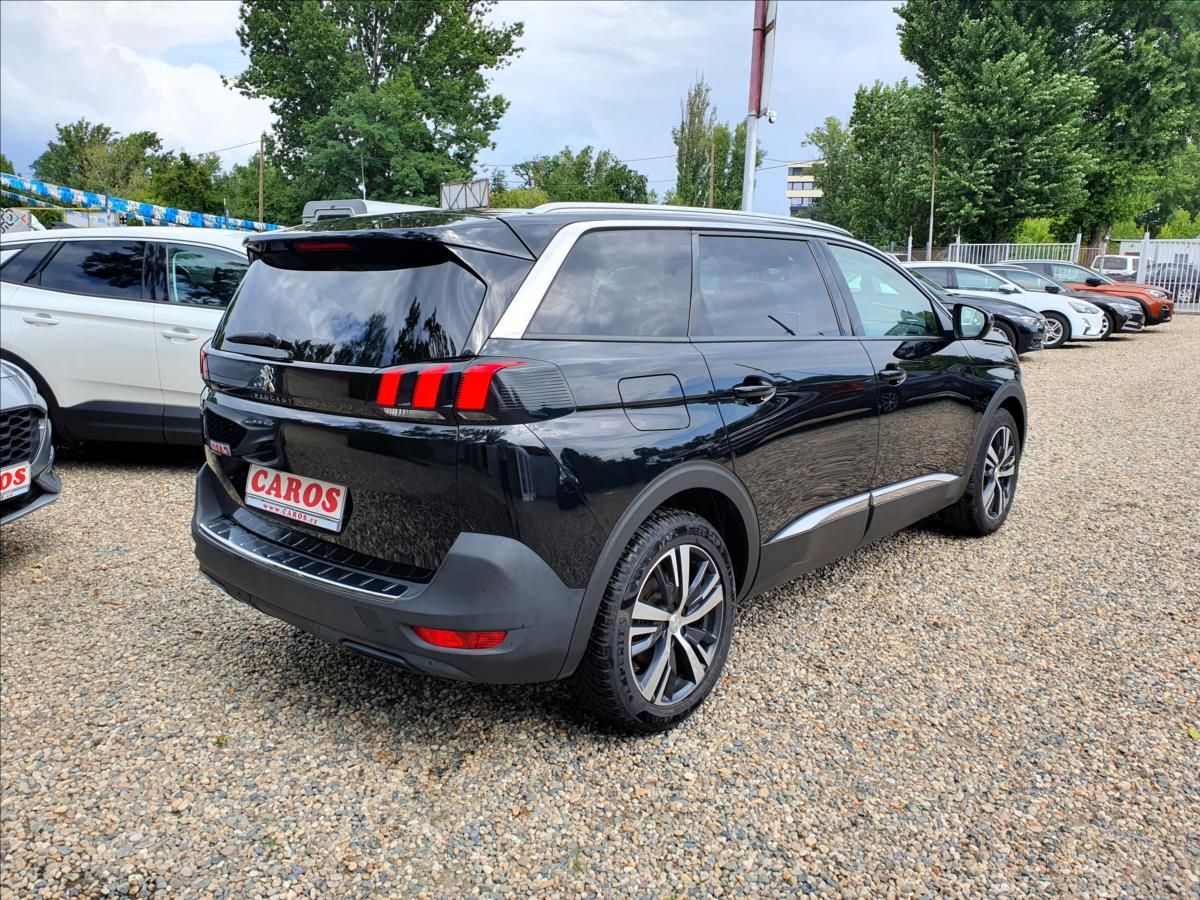 Peugeot 5008, 1,5 HDI,96kw,Allure,7míst,navi - fotka 6