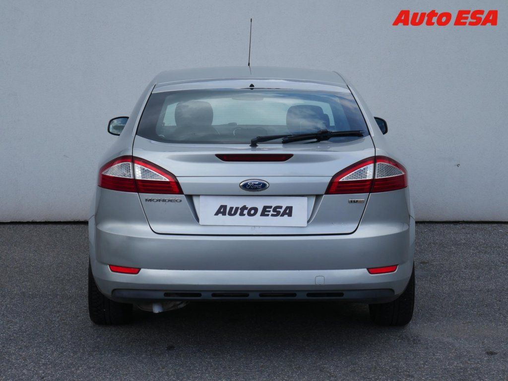 Ford Mondeo, 1.8 TDCi,AC,temp - fotka 5