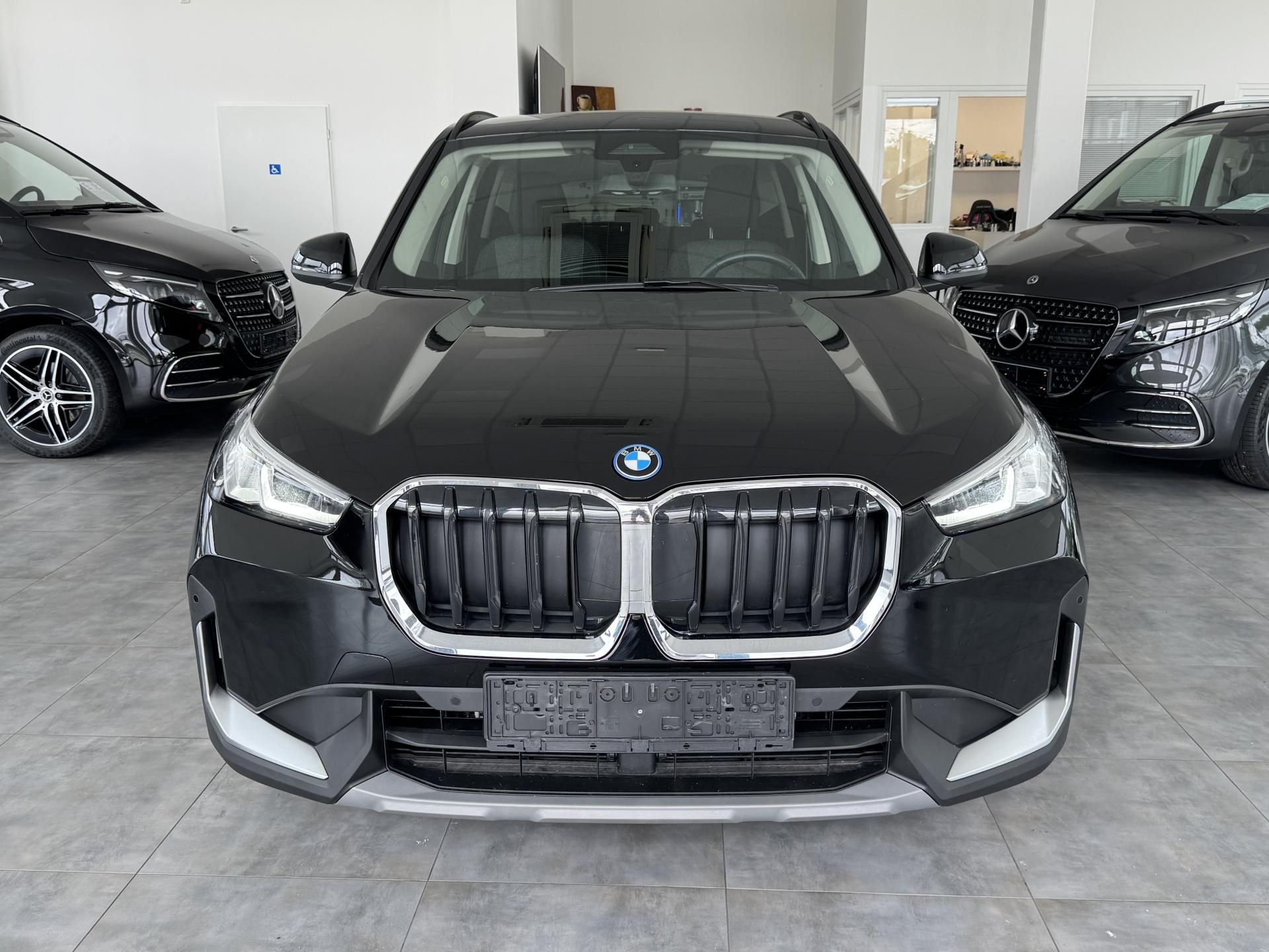 BMW X1, x1 xDrive 25e NAVI LED KAMERA - fotka 2