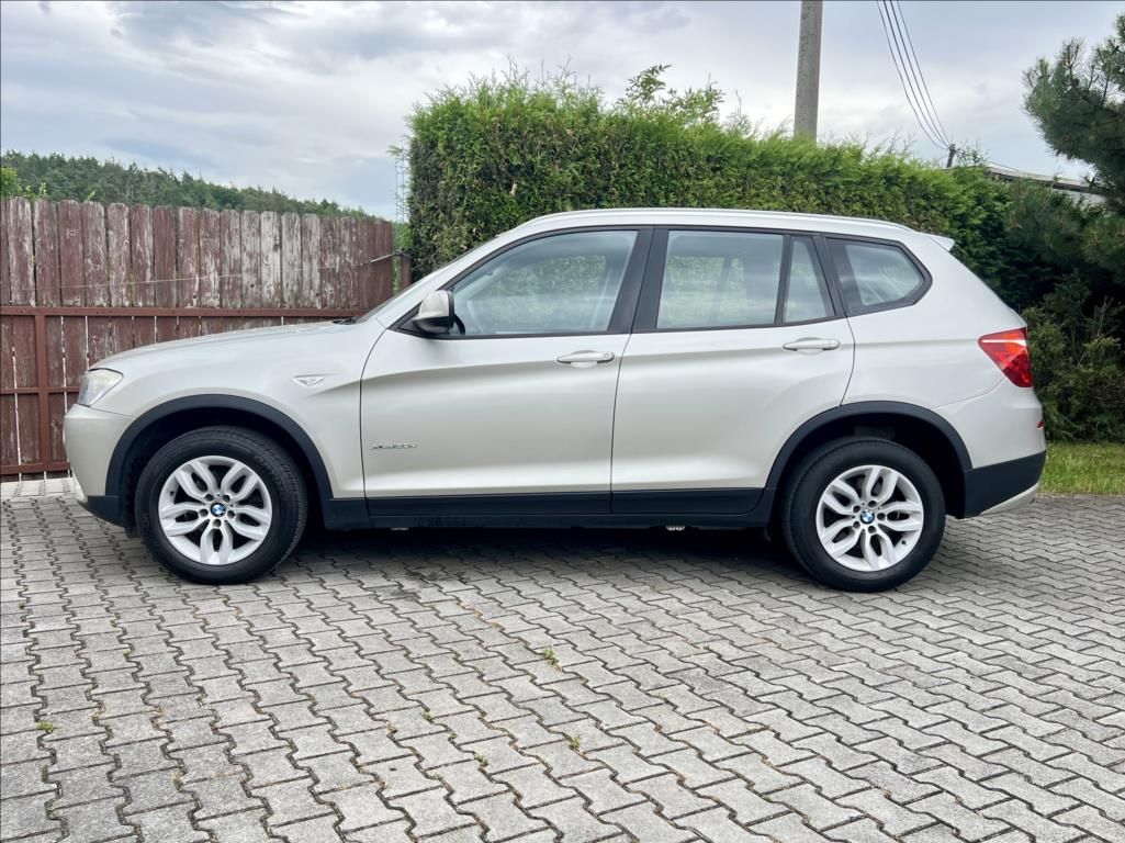 BMW X3, 2,0 D  xDrive / KLIMA - fotka 2